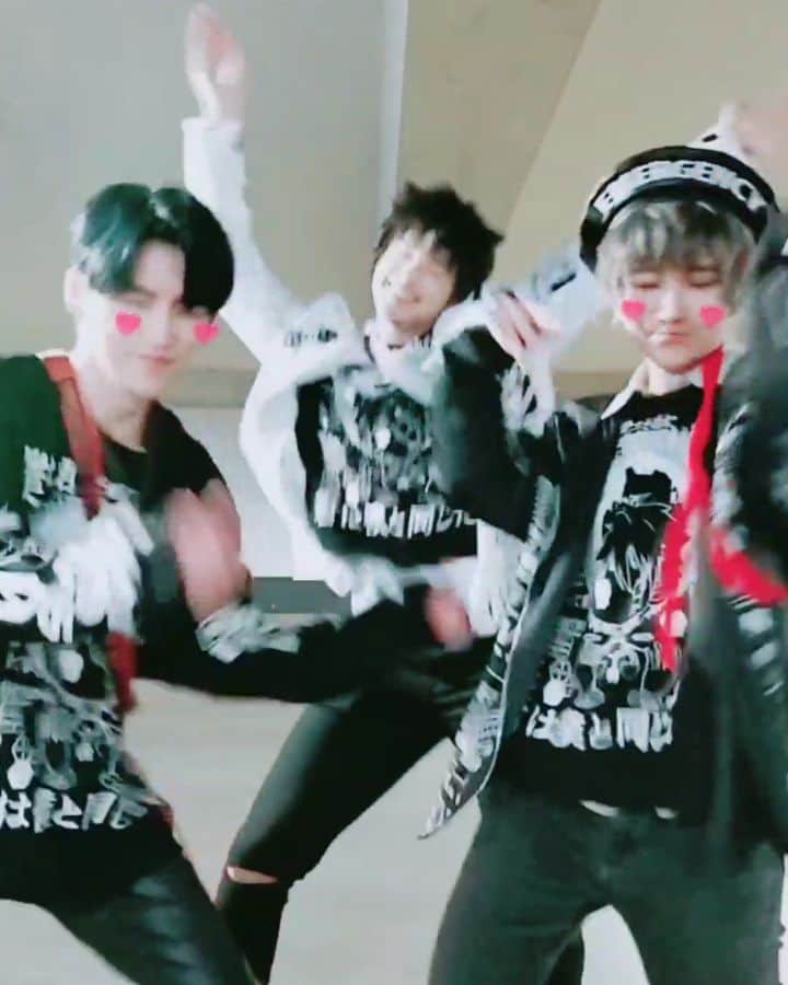 ひかりんのインスタグラム：「🔊WATCH WITH SOUND !🔊 Thanks @yumecos for giving this Tiktok idea and filming ❤️」