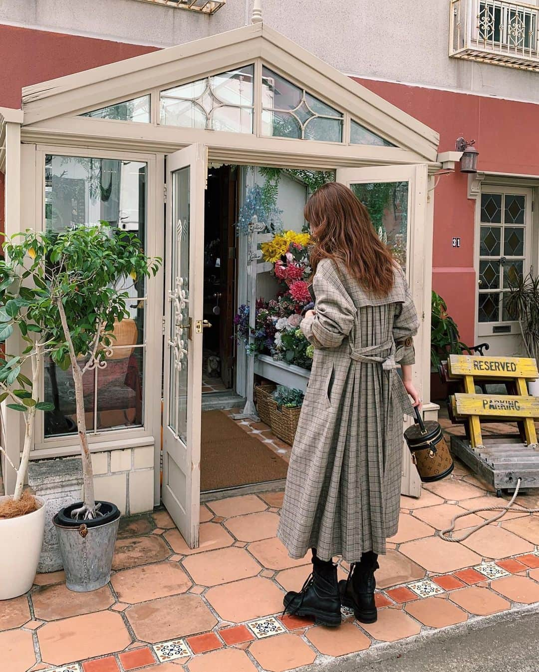 舟山久美子（くみっきー）さんのインスタグラム写真 - (舟山久美子（くみっきー）Instagram)「今日は晴れてて気分がいい💋💋💋 明日はガールズアワードに出ます☺️✨✨✨久しぶりなのでドキドキ。。。良かったら名前呼んでください🥺 . 洋服はタグ付けしました🏷♡ #ootd #outfit #コーデ #秋コーデ」9月27日 11時55分 - kumikofunayama