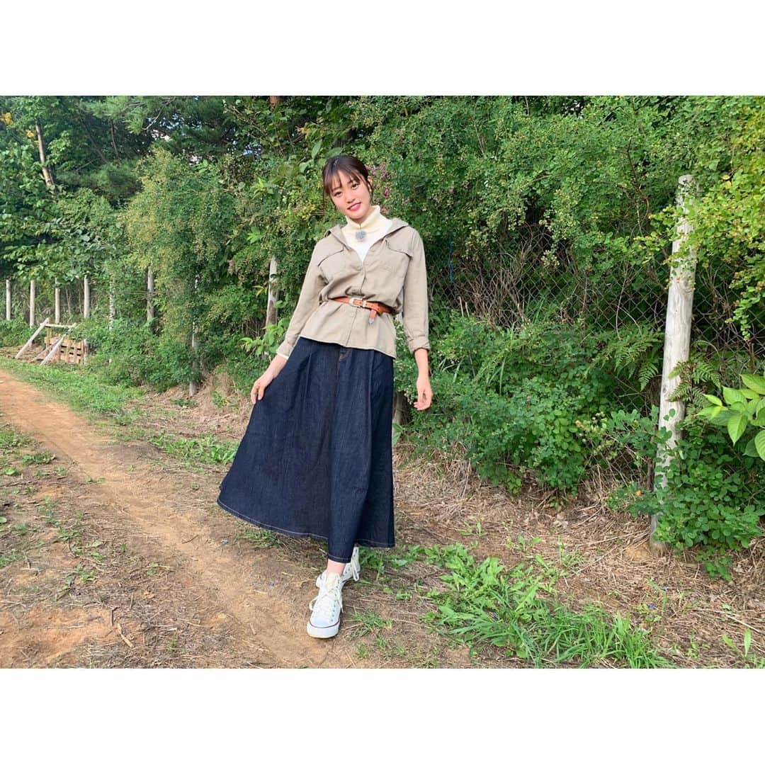 王林さんのインスタグラム写真 - (王林Instagram)「❤︎ All Right-on ☺︎❤︎ . . #amekaji #rightonamekaji #Righton #ライトオン #ライトオンコーデ #fashion #amecaji #アメカジ #アメカジ女子 #さくら野弘前店　#rightonpr」9月27日 12時21分 - ourin_ringoooo