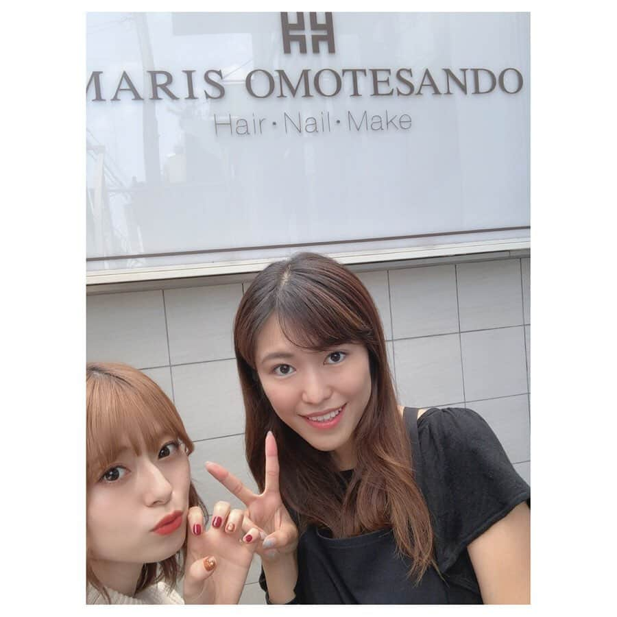 黒坂優香子さんのインスタグラム写真 - (黒坂優香子Instagram)「💅 ・ ・ new♡ ・ ・ 赤の一色塗りと、べっ甲♡♡♡ パールとゴールドのパーツで レトロなお花にしてもらったよ💐 ・ ・ 松井ちゃんいつもありがとう♡♡♡ @_hitomi821.nail_ ・ MARIS OMOTESANDOに移動してから初めてでした♡ 今回も可愛いすぎる🥰 そして松井ちゃんも可愛いのです♡ ・ #nail #marisomotesando」9月27日 12時59分 - yukakokurosaka0606