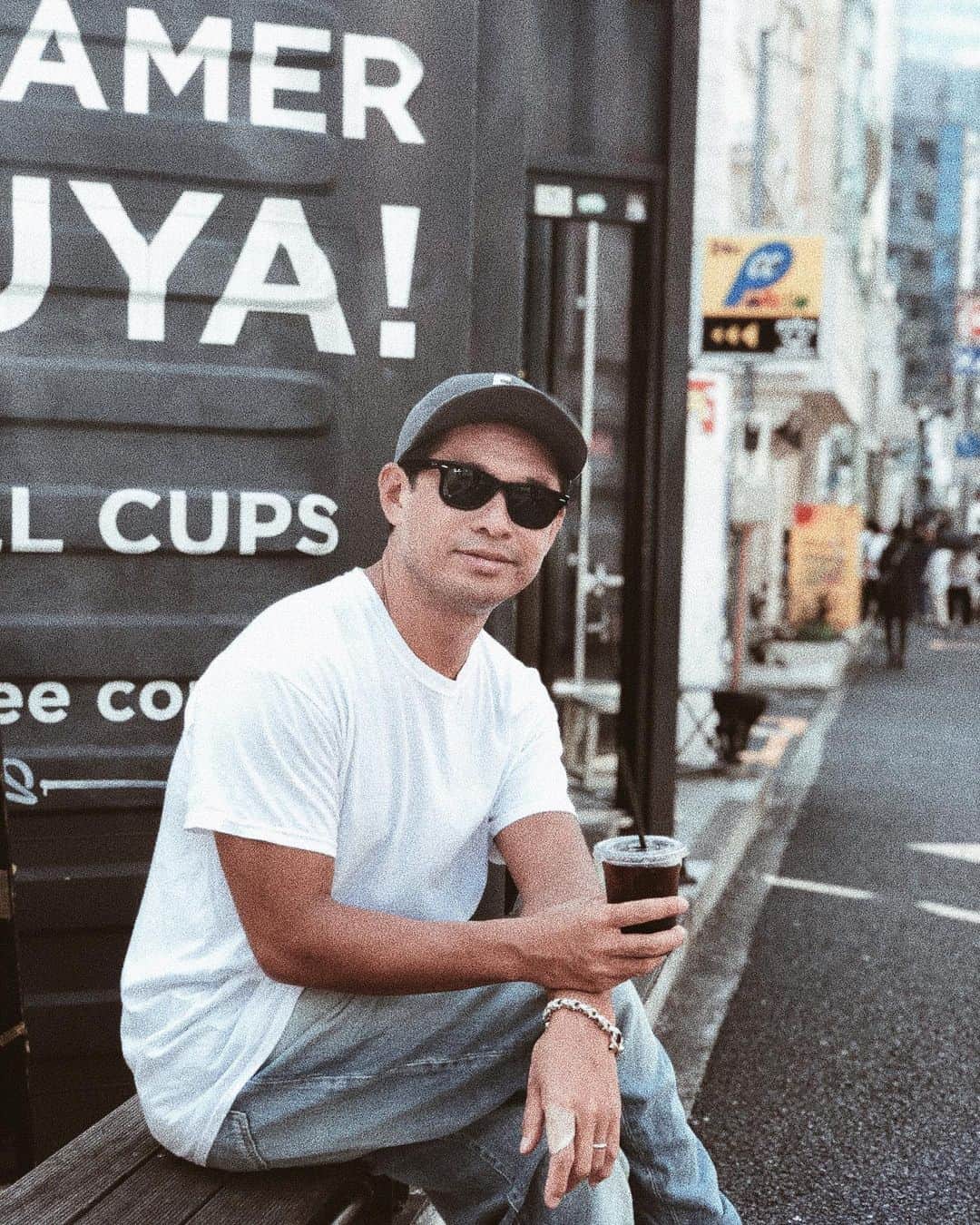 青木大輔さんのインスタグラム写真 - (青木大輔Instagram)「STREAMER COFFEE☕️ 程よい苦さが良かったです！ #streamercoffeecompany」9月27日 13時40分 - daisukeaoki_tiechel