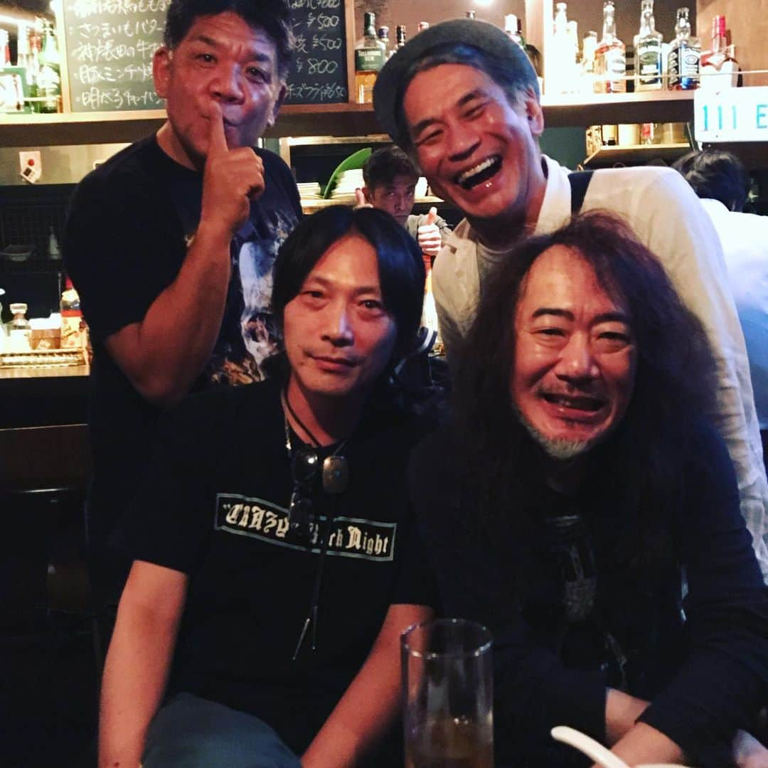 PATAさんのインスタグラム写真 - (PATAInstagram)「. 明日、鶏小屋よろしくっす🤚 #crazyrocknight」9月28日 0時17分 - pataofficial.ishizuka