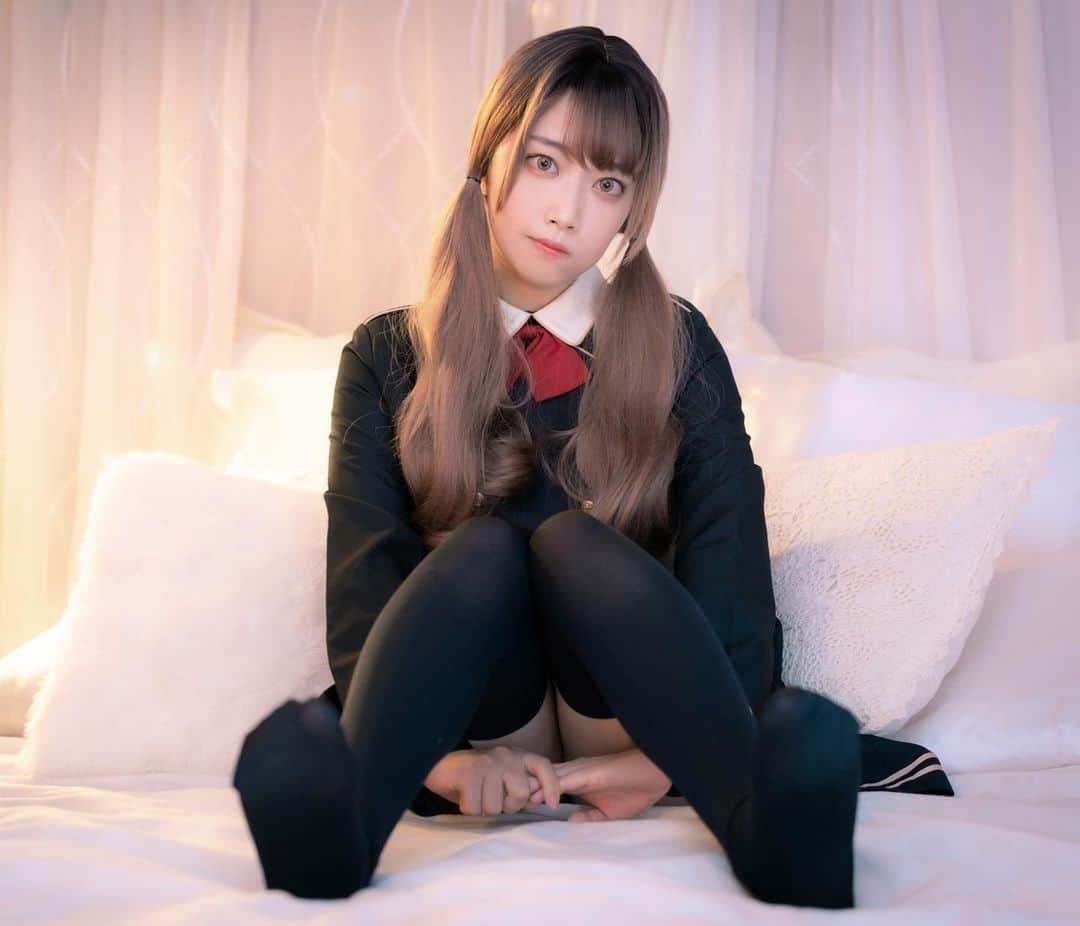 西井綾音のインスタグラム：「. お人形みたいになりたいな🧸 . . . . Please follow me 💓💓 . . . . . . . . #西井綾音 #制服 #ふともも #コスプレ #コスプレイヤー #インスタグラビア #撮影会モデル  #ビジョビ  #ガールズプレス  #キューティー #いいね返し #toalice  #cosplay  #cosplaygirl #cosplayer  #idol #animecosplay #kawaii #kawaiigirl  #japanesegirl #model #anime  #lfl #likeforfollow #l4l #角色扮演  #动漫 #코스프레 #性感」