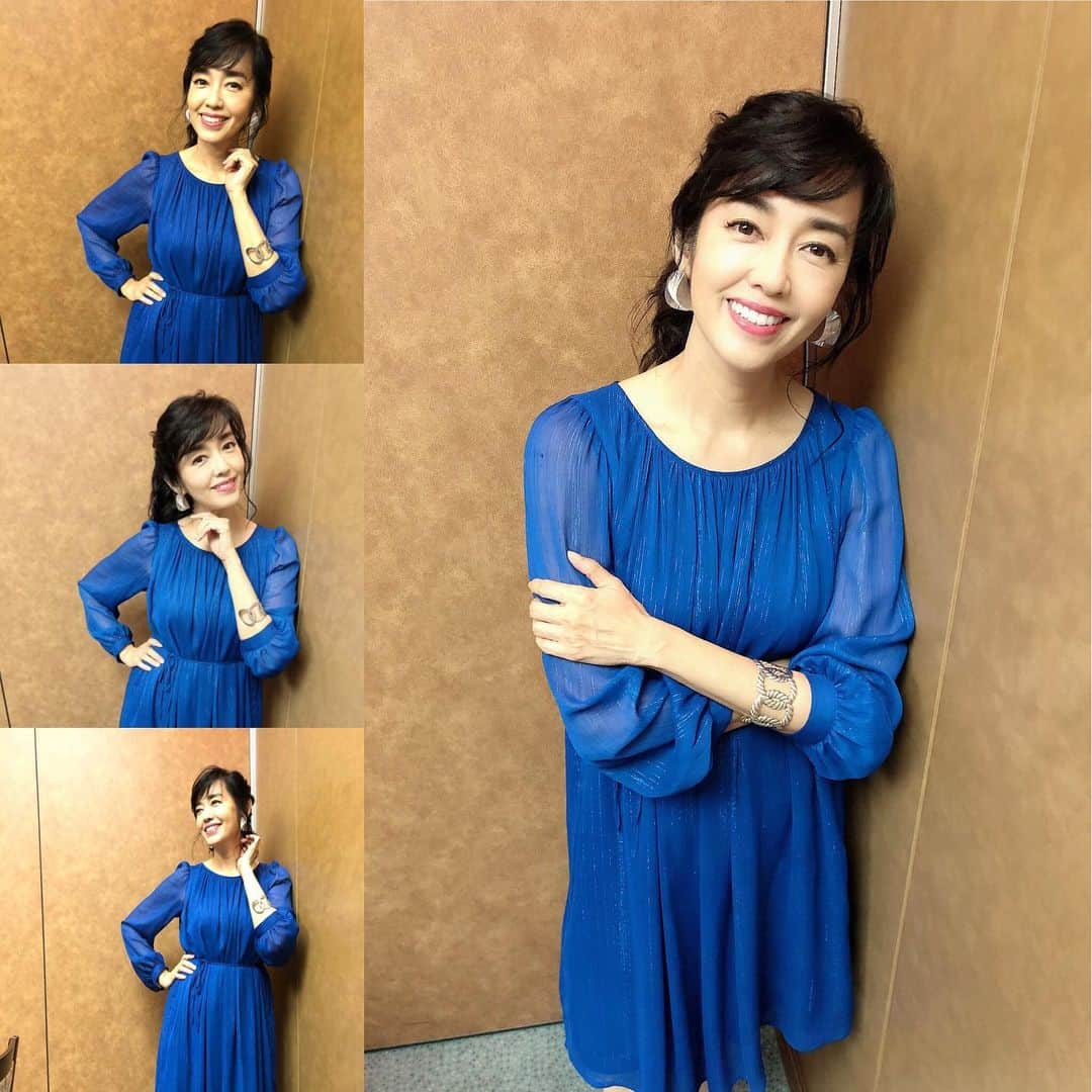 早見優さんのインスタグラム写真 - (早見優Instagram)「Matched up HUGE silver earrings with my blue dress today 大ぶりのシルバーイヤリングをブルーのワンピースに合わせて  #fashion #silverearrings #bluedress」9月27日 16時47分 - yuyuhayami