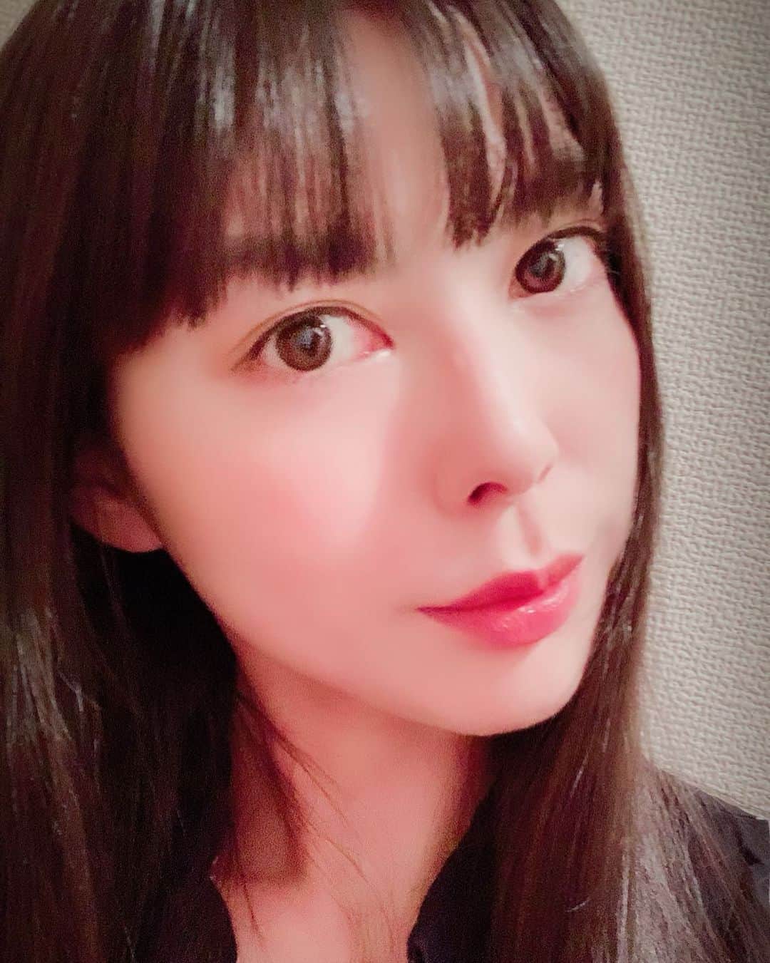 卯水咲流さんのインスタグラム写真 - (卯水咲流Instagram)「前髪を作りました！というか、放置しすぎて、切れなかったので、、、元通りが正解です。」9月27日 18時09分 - saryu_usui