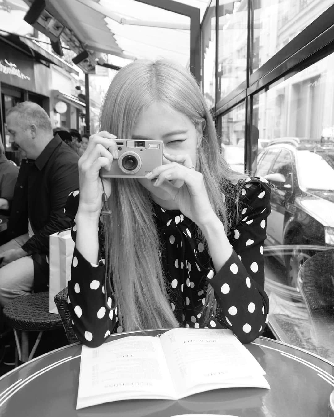 ロゼさんのインスタグラム写真 - (ロゼInstagram)「café en france」9月27日 18時14分 - roses_are_rosie