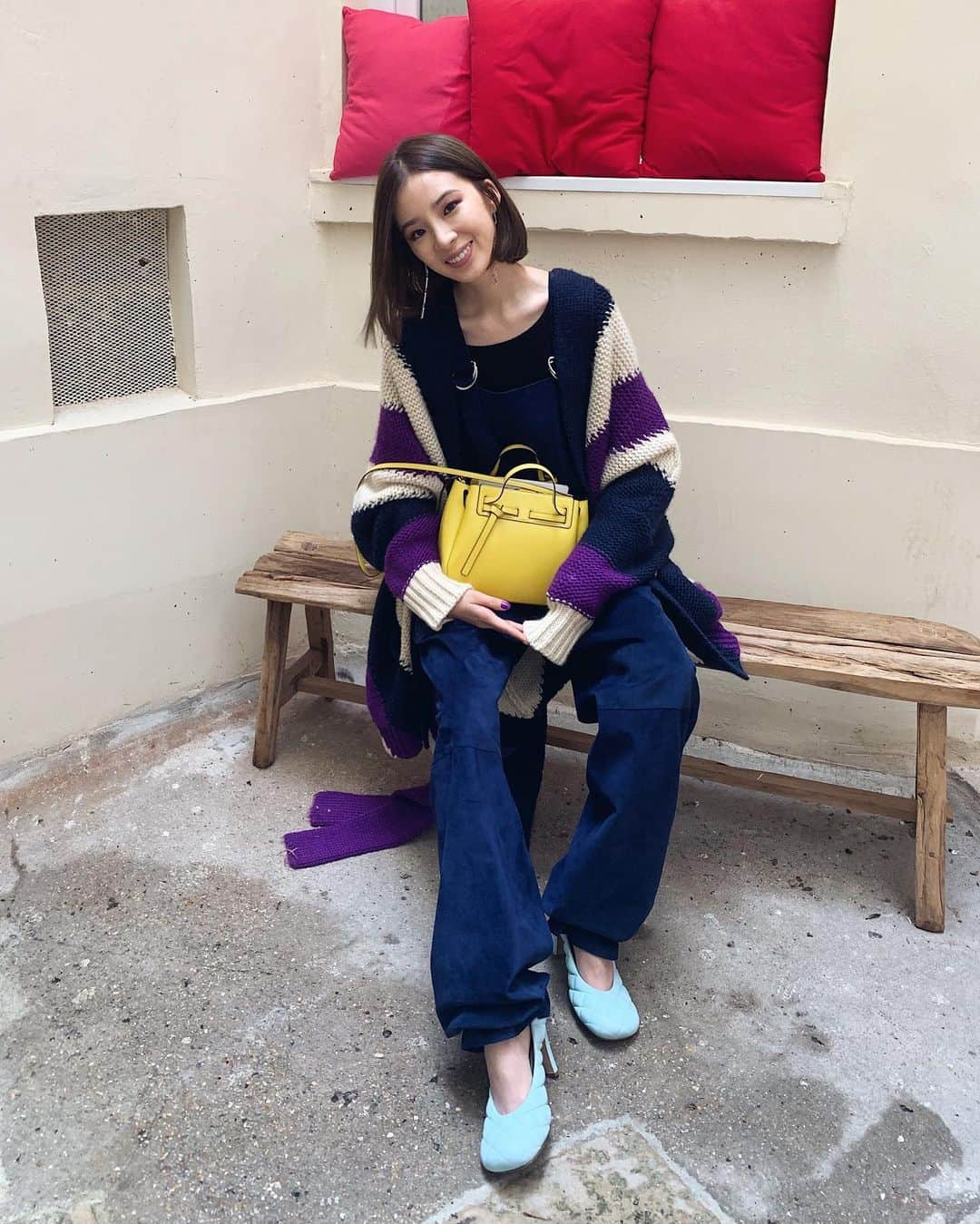 アイリーン・キムさんのインスタグラム写真 - (アイリーン・キムInstagram)「Serious or smiley? @loewe」9月27日 18時28分 - ireneisgood