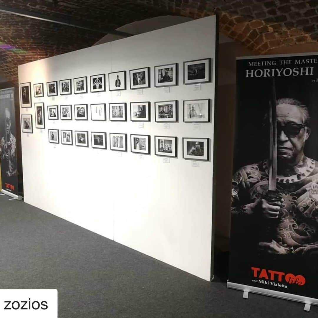 中野義仁さんのインスタグラム写真 - (中野義仁Instagram)「London Tattoo Convention‼️ #Repost  @zozios with @get_repost ・・・ We are waiting for you at @londontattooconvention 2019 for the photographies exhibition from the book "Meeting the Master (s) - Horiyoshi III" published by @tattoolifemagazine Find us in the gallery Art.  @horiyoshi_3 @yokohama_tattoo_museum @souryou @omniinks @mikivialetto  #londontattooconvention #meetingthemasters #horiyoshi3」9月27日 20時36分 - horiyoshi_3