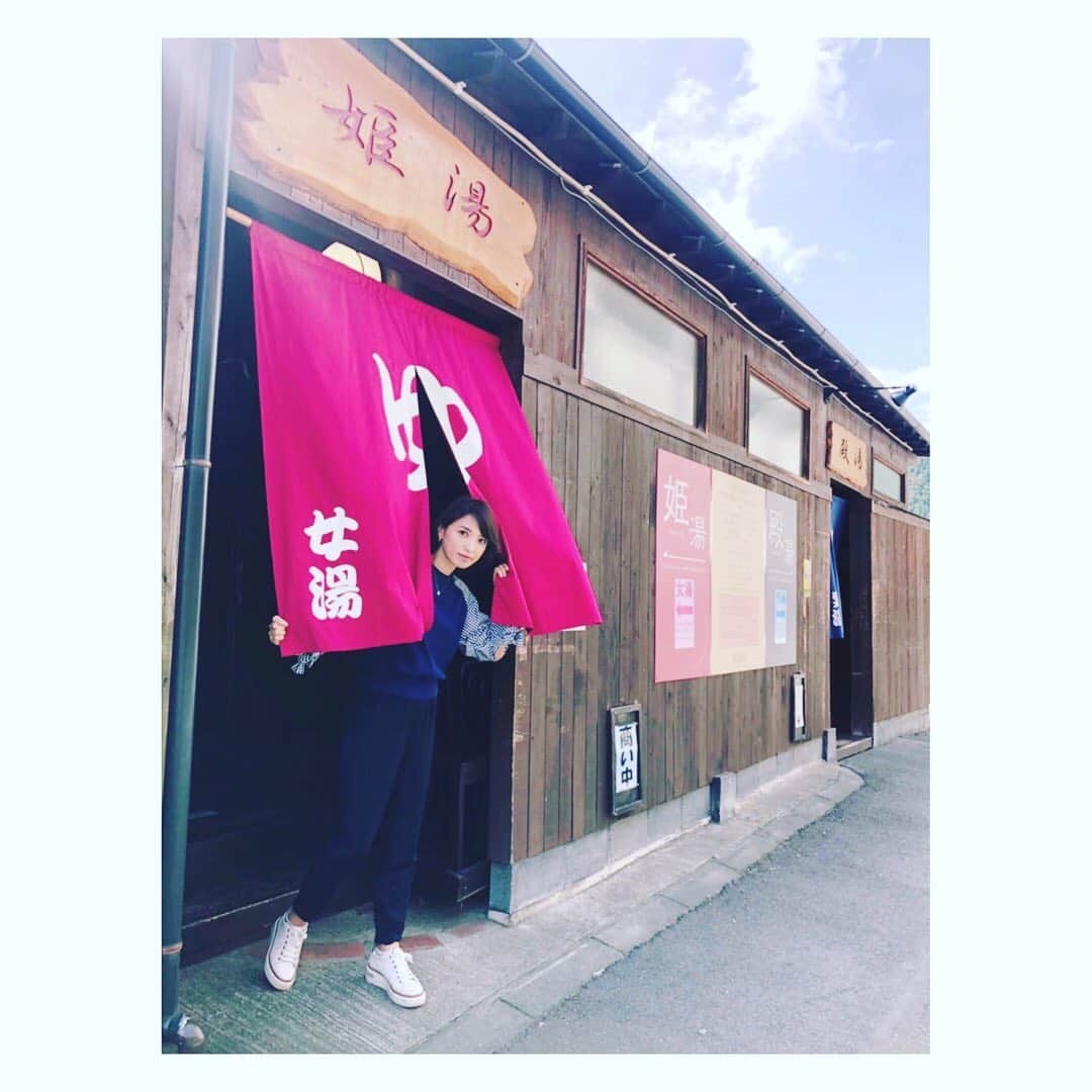 望月理恵さんのインスタグラム写真 - (望月理恵Instagram)「熊本から帰ります。  明日、 ズムサタよろしくお願いします❣️ 温泉ロケはありませんでした☺️ 熊本、今度ゆっくり来たいです。」9月27日 20時44分 - mochiee28
