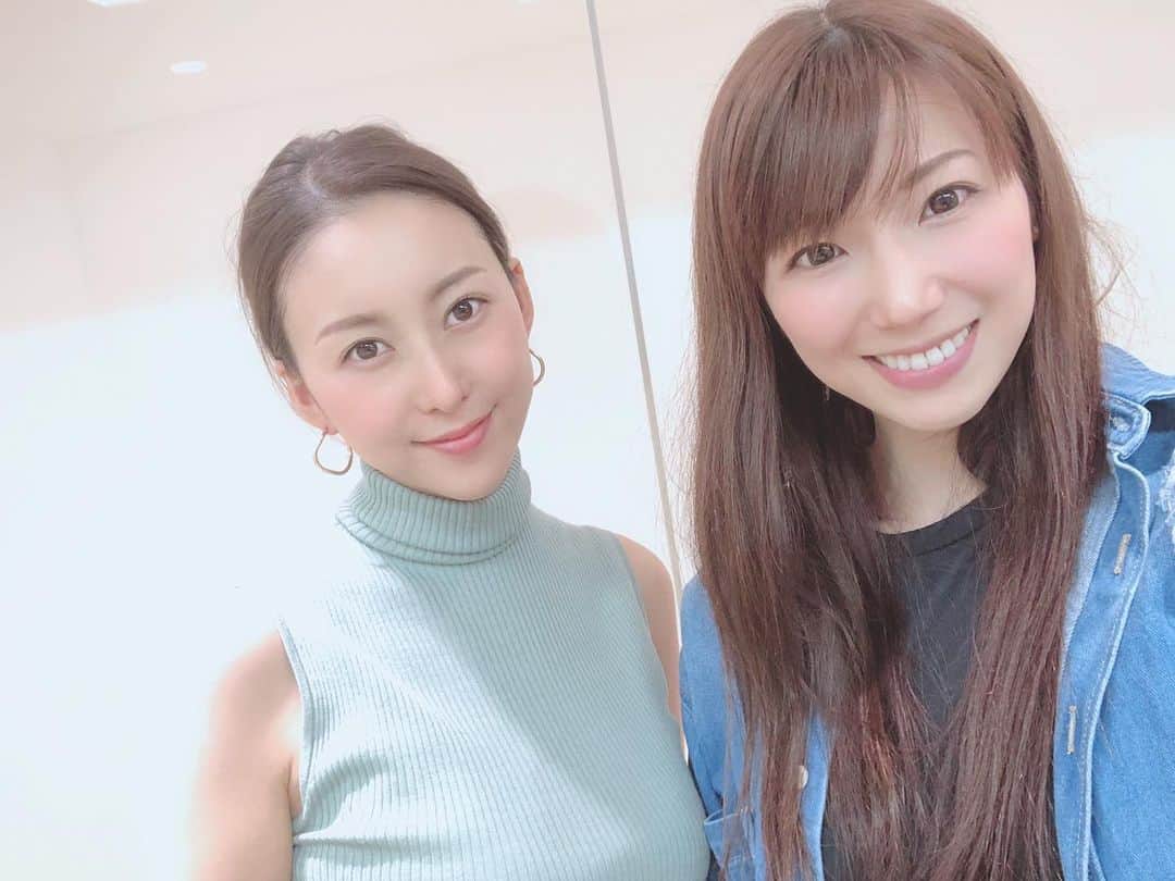 松下紗栄子のインスタグラム：「あやのさんとパシャり★  柔らかく包みこむような安心感❤︎ 私もそうなりたい☺️ #matsushitasaeko  #松下紗栄子」