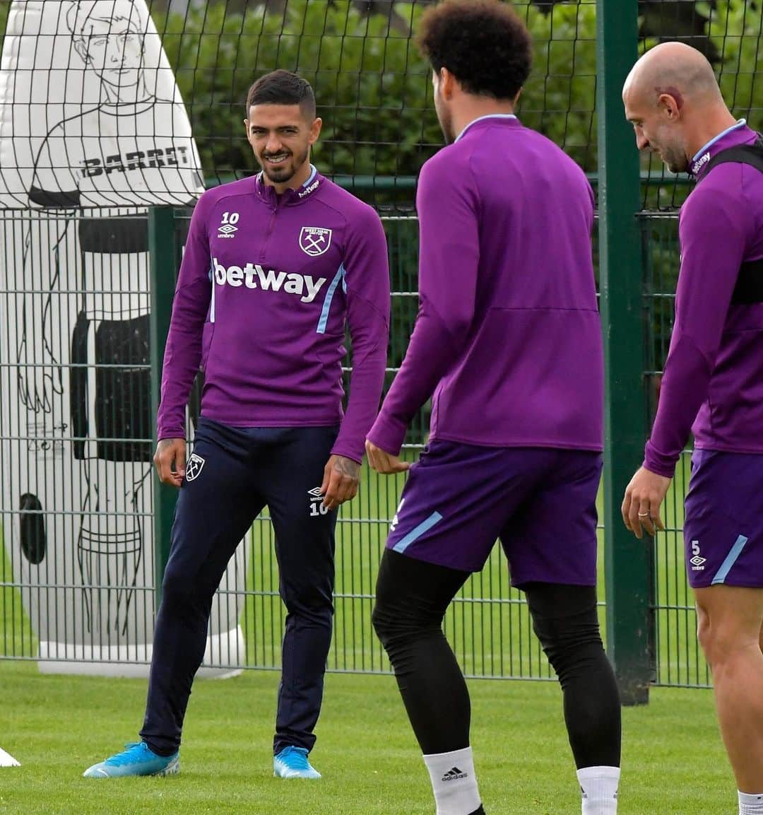 マヌエル・ランシニさんのインスタグラム写真 - (マヌエル・ランシニInstagram)「Preparado ⚽️⚒👏🏼」9月27日 20時57分 - manulanzini