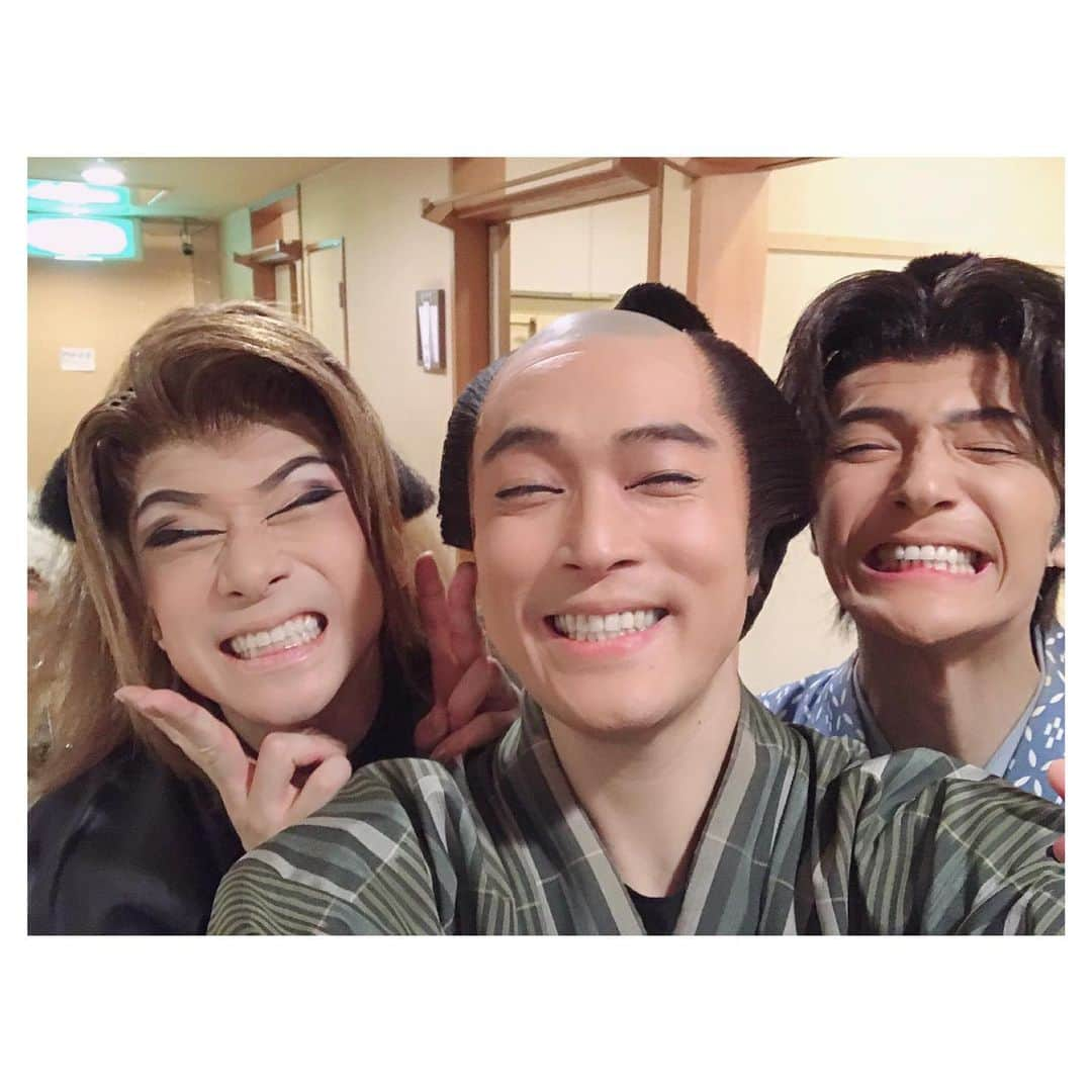 上田堪大さんのインスタグラム写真 - (上田堪大Instagram)「#舞台 #蘭 #緒方洪庵 #旅 #巡業  #全13ヶ所 #全23公演 #ありがとうございました」9月27日 21時58分 - kandai_1021