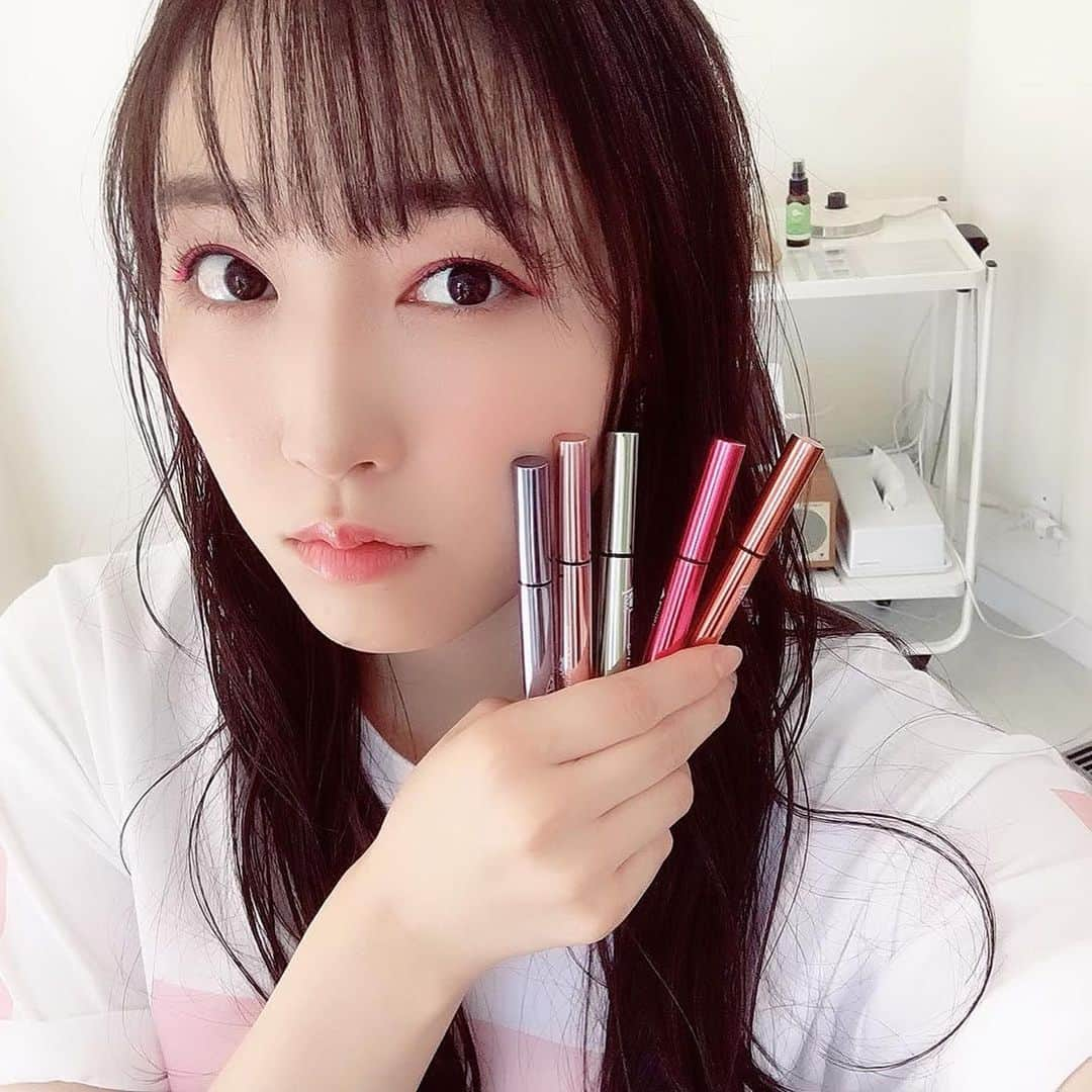 譜久村聖さんのインスタグラム写真 - (譜久村聖Instagram)「アップトゥボーイの撮影で使用したコスメ💄💅 #恋ぴんく #アイライン #ラブライナー #アイシャドウ #カラーメイク #morningmusume19 #モーニング娘19 #譜久村聖ちゃん  #リーダーサブリーダーズ」9月27日 22時07分 - mizuki_fukumura.official