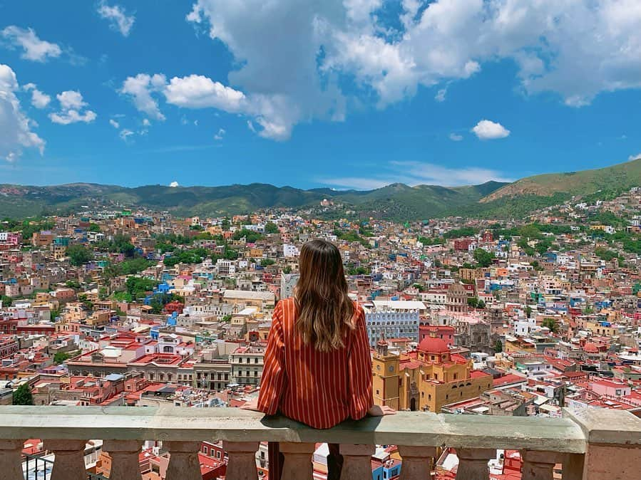 入山杏奈さんのインスタグラム写真 - (入山杏奈Instagram)「Hace un mes fui a Guanajuato pero no había subido ninguna foto así que se los quería compartir.💛 . . インスタ映えしまくってる街！グアナファト❤️💙💜🧡すごくすごく小さい街なんだけど可愛いスポットいっぱいだった☺︎」9月27日 23時14分 - iamannairiyama