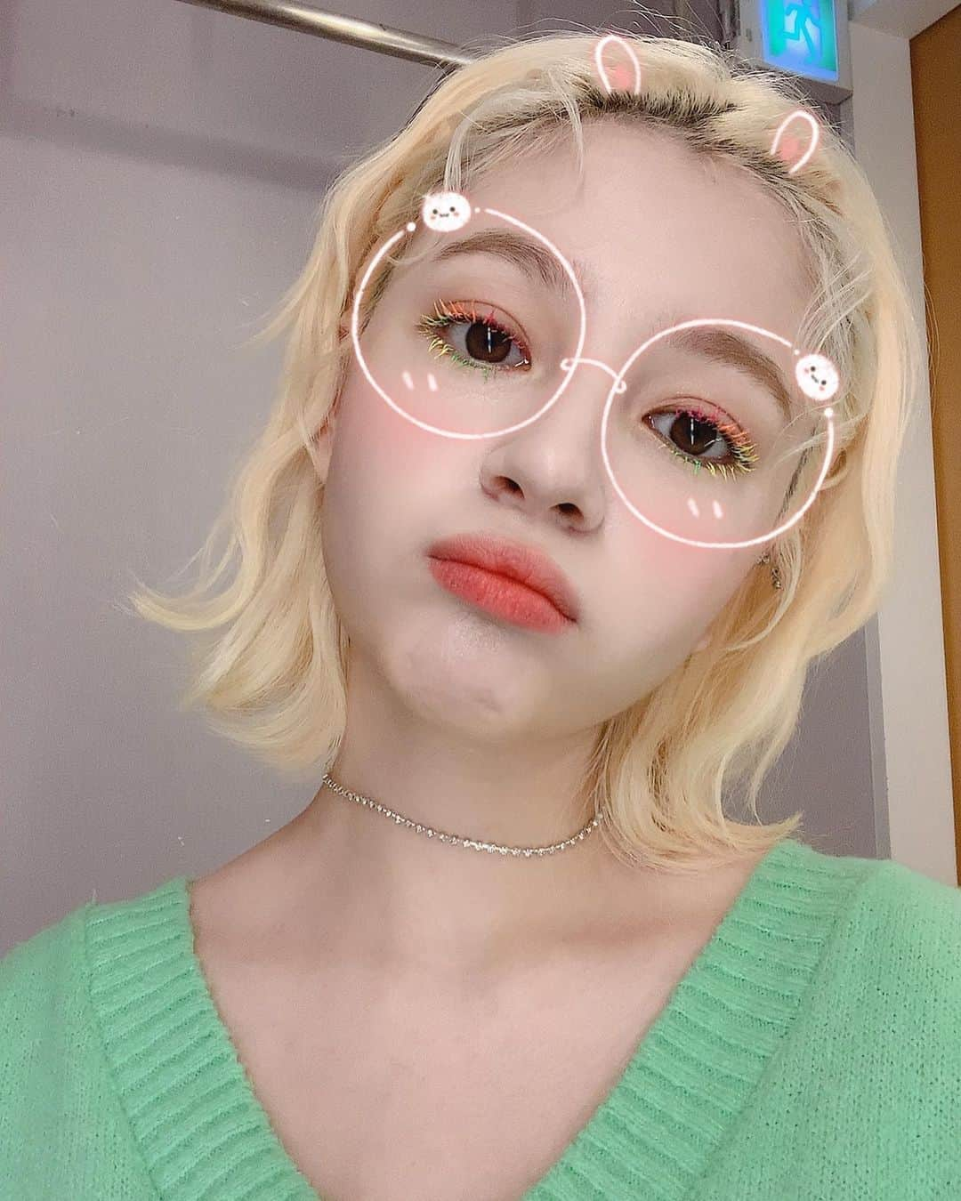 Shannonさんのインスタグラム写真 - (ShannonInstagram)「Did a recreation of Red Velvet’s Yeri look for my friend’s @hyuuunny youtube channel will be coming up soon! 🌈」9月27日 23時53分 - shannonarrumwilliams