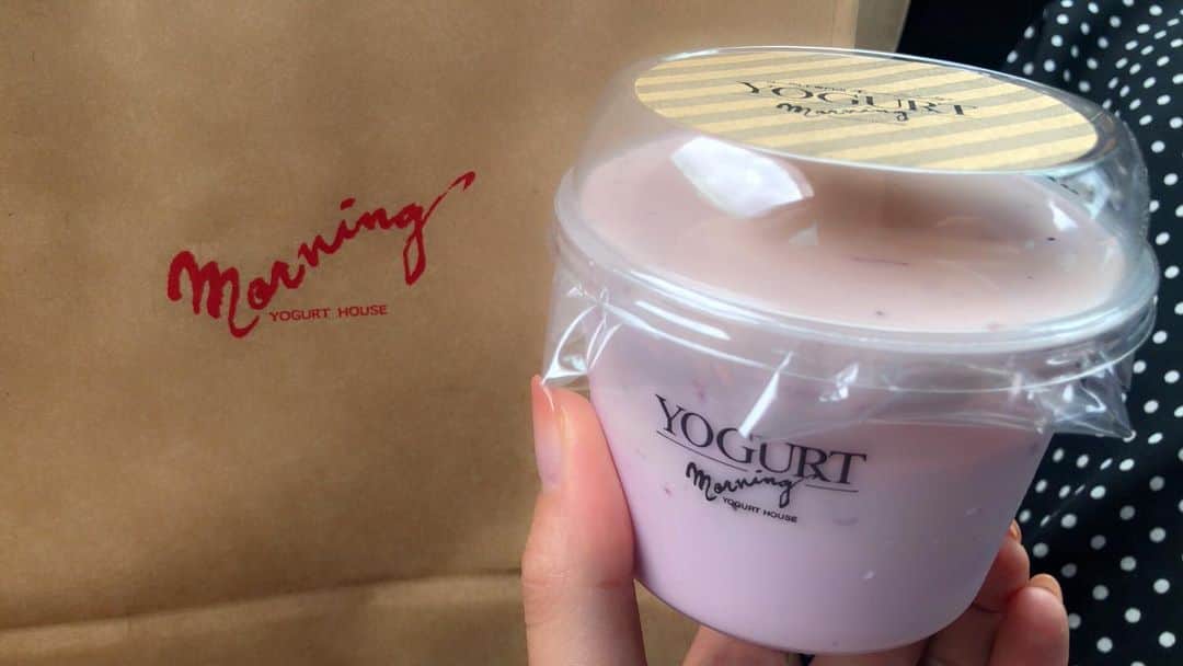 佐藤美希さんのインスタグラム写真 - (佐藤美希Instagram)「good morning☀️ だいすきなヨーグルト屋さん  #morning #yogurt #yogurthouse #モーニング #ヨーグルト専門店　#ヨーグルト専門店モーニング」9月28日 10時39分 - satomiki0626