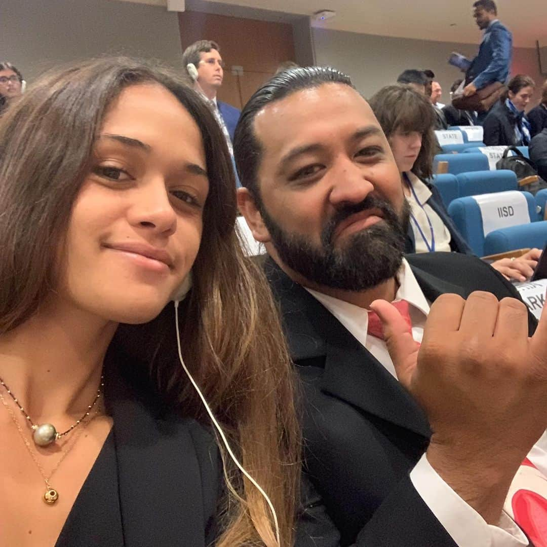 ジェイソン・モモアさんのインスタグラム写真 - (ジェイソン・モモアInstagram)「That was a life changing moment, a true honor to represent island nations at the UN. It takes an amazing team and support system to pull off something like this.  I am deeply grateful to my wife and children, my mother @lonelywhale @duneives @realdealmada @paakai97 @maluhiakinimaka @UnitedNations @UN_PGA #kukiaimauna  #SAMOAPathway #SIDSSummit.  Aloha j #purpsonpurpslookgood #wegotsomethingtosay #nomorehalf-assing #3kanakasandaMADA」9月28日 2時05分 - prideofgypsies