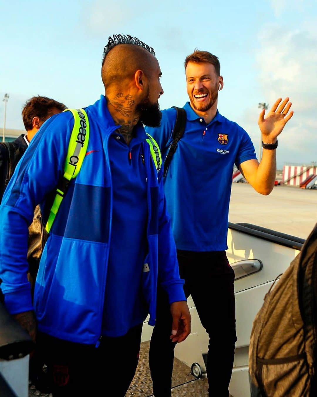 FCバルセロナさんのインスタグラム写真 - (FCバルセロナInstagram)「🛫 BCN-MAD 🛬 🔜 #GetafeBarça」9月28日 4時57分 - fcbarcelona