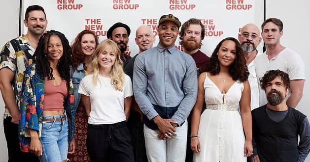 のインスタグラム：「The past few weeks I’ve had the pleasure of rehearsing/working with this amazing group of people for CYRANO @thenewgroupnyc please be sure to get your tickets to watch this show I’m deeply proud of and love. Link to tix in BIO. 🙏🙏❤️」