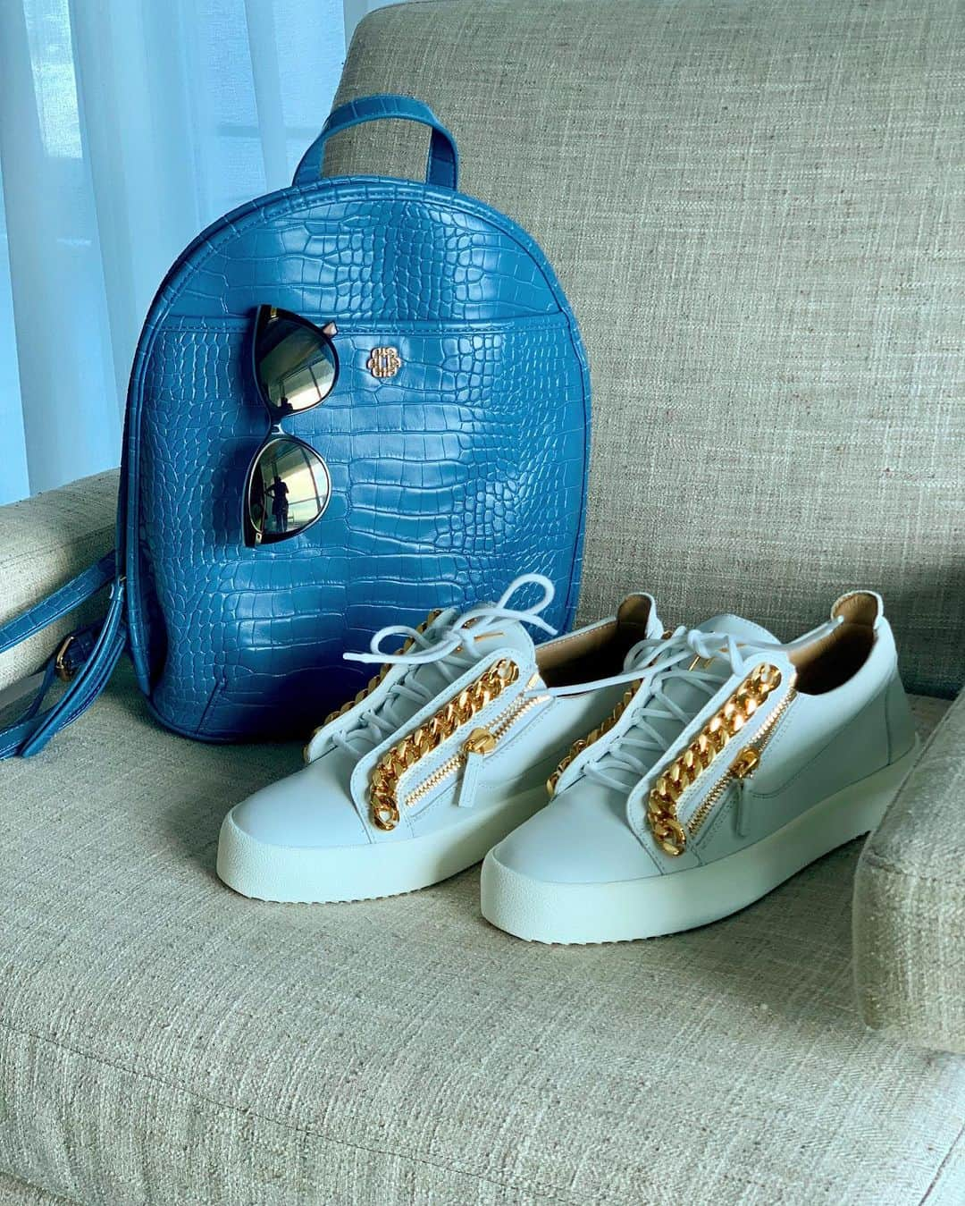 Ana Hickmannさんのインスタグラム写真 - (Ana HickmannInstagram)「💙💙💙💙 @anahickmannshoesebags #anahickmannbolsas」9月28日 7時01分 - ahickmann