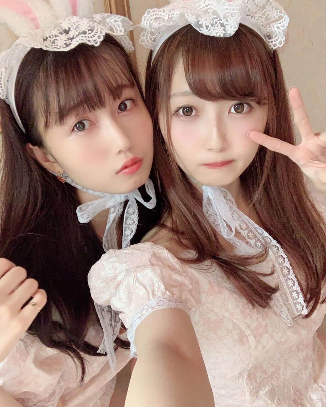 増澤璃凜子さんのインスタグラム写真 - (増澤璃凜子Instagram)「りりちゃんなっちゃん🐰🐰 . なんだかんだ久々に会って ちょ〜〜女の子した🎀♡ また後で色々載っけます🤭  @swankiss_official  @bodyline_tokyo  #halloween #swankiss #bodyline #bunny #うさちゃん」9月28日 18時58分 - ririkomasuzawa