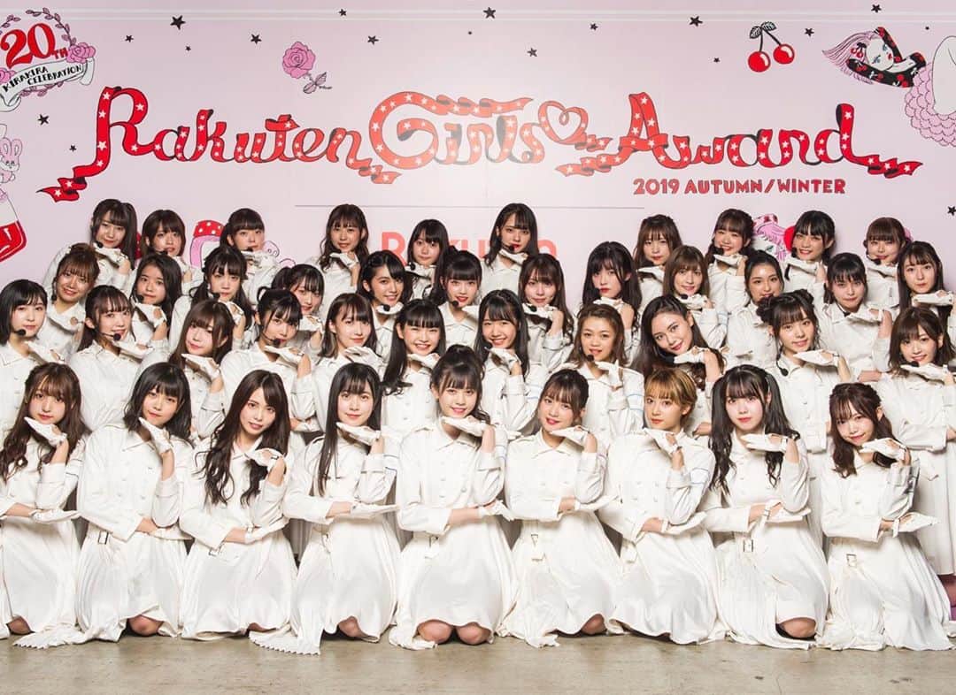 のインスタグラム：「Rakuten Girls Award 2019 a/w  にて 新曲 青春トレインパフォーマンスを披露 させていただきました！  2度目のガルアワ 幸せでした  #ラストアイドル #青春トレイン #ガルアワ」