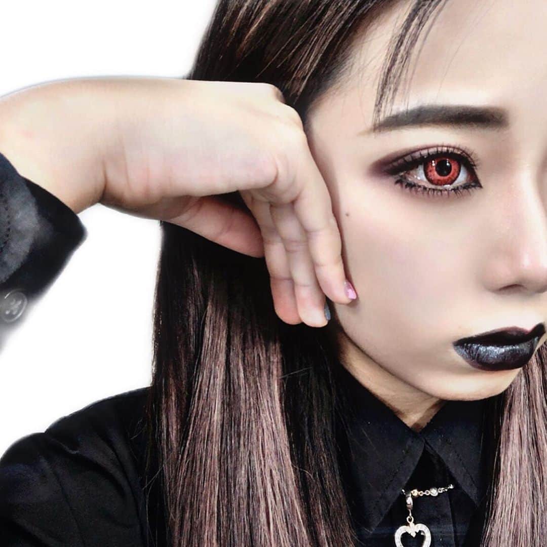 ぬーんさんのインスタグラム写真 - (ぬーんInstagram)「Vampire🦇  #vampire #vampiremakeup #make #makeup #cool #makeup #japan #japanese #japanesegirl #youtuber  #cute #follow #followme」9月28日 19時49分 - yukino_snow1211