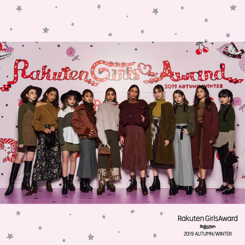 ガールズアワードさんのインスタグラム写真 - (ガールズアワードInstagram)「---------------------------------------------- Rakuten GirlsAward 2019 AUTUMN/WINTER🍒 ---------------------------------------------- . 【SPECIAL SHOW】 COCO DEAL . 【3rd SHOW】 one spo MURUA . 2019年9月28日(土) 幕張メッセ9〜11ホール . #COCODEAL @cocodeal_official  #onespo @onespoofficial  #MURUA @murua_official  #GirlsAward#RakutenGirlsAward2019AW #ガルアワ#ガーズアワード#集合写真」9月28日 19時51分 - girlsaward_official