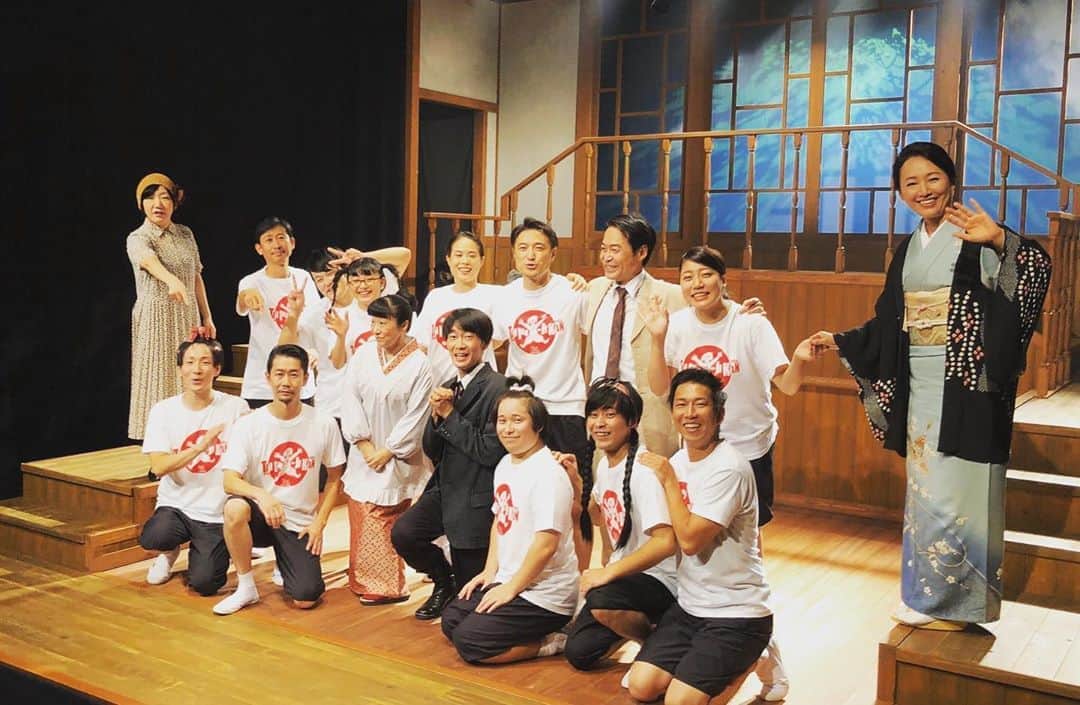 のインスタグラム：「今日は 9時から息子の運動会 14時から体育の時間 18時からも体育の時間  ご好評いただいております！ 下北スズナリにてお待ちしております！！ #玉小体育」