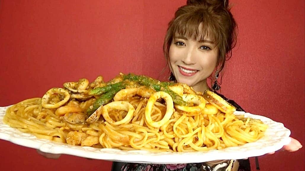 石関友梨のグルメインスタ