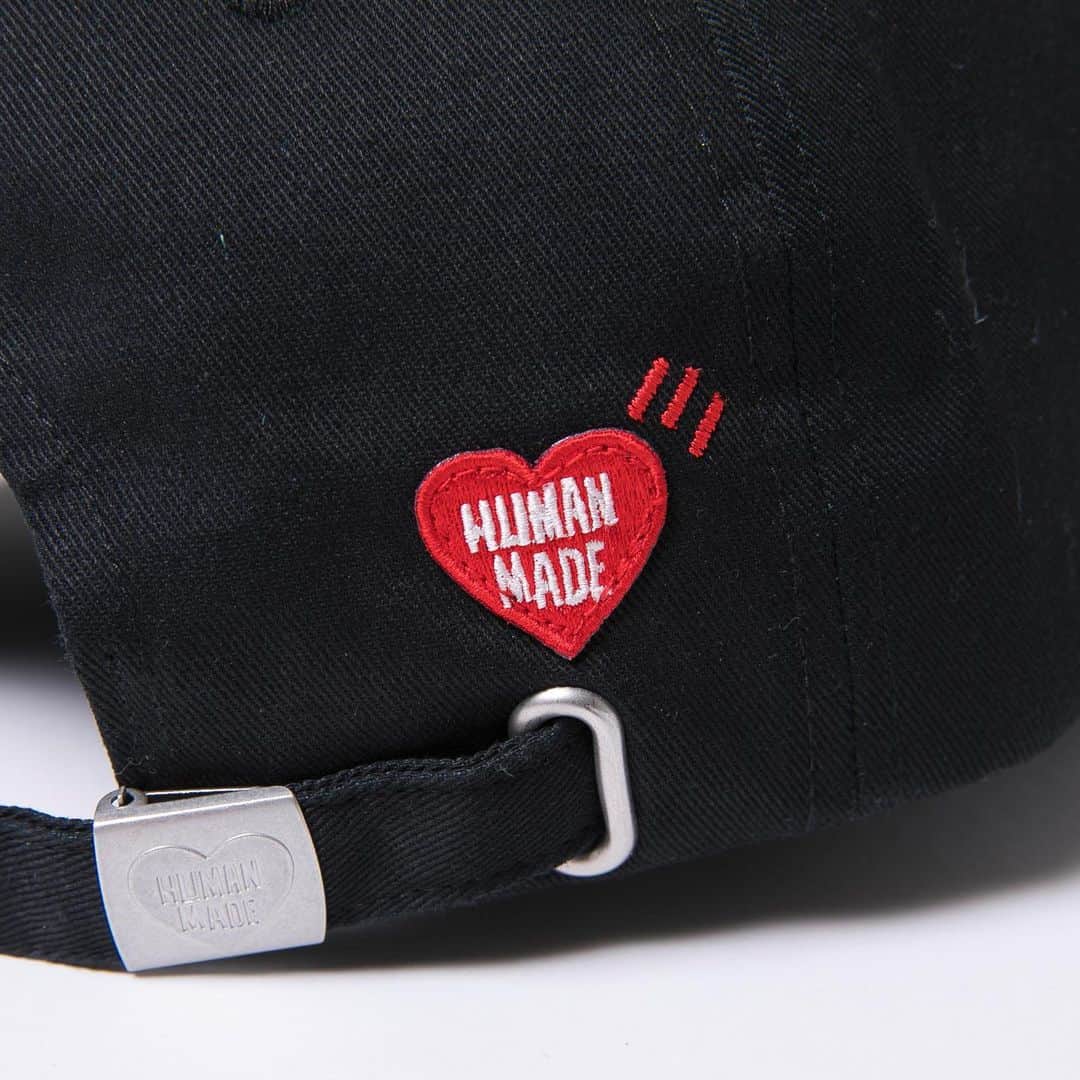 HUMAN MADEさんのインスタグラム写真 - (HUMAN MADEInstagram)「"GFFT TWILL CAP"now exclusively available in store and online. www.humanmade.jp #humanmade #exclusively  刺繍を施したツイルのキャップです。カラーは2色展開。 後頭部はアジャスター仕様になっています。 Adjustable embroidered twill cap. Available in two colors.」9月28日 12時55分 - humanmade
