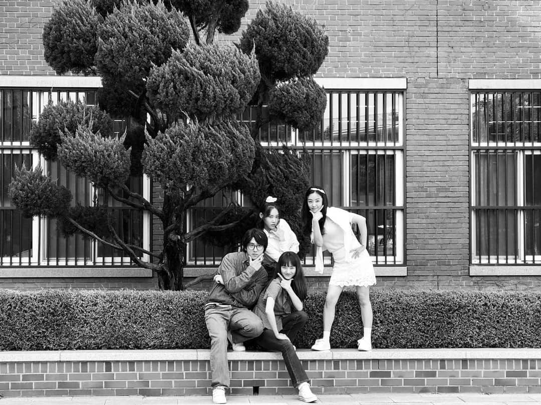 ウォン・ジナのインスタグラム：「오늘밤 9시 '날녹여주오' 첫방송💙」