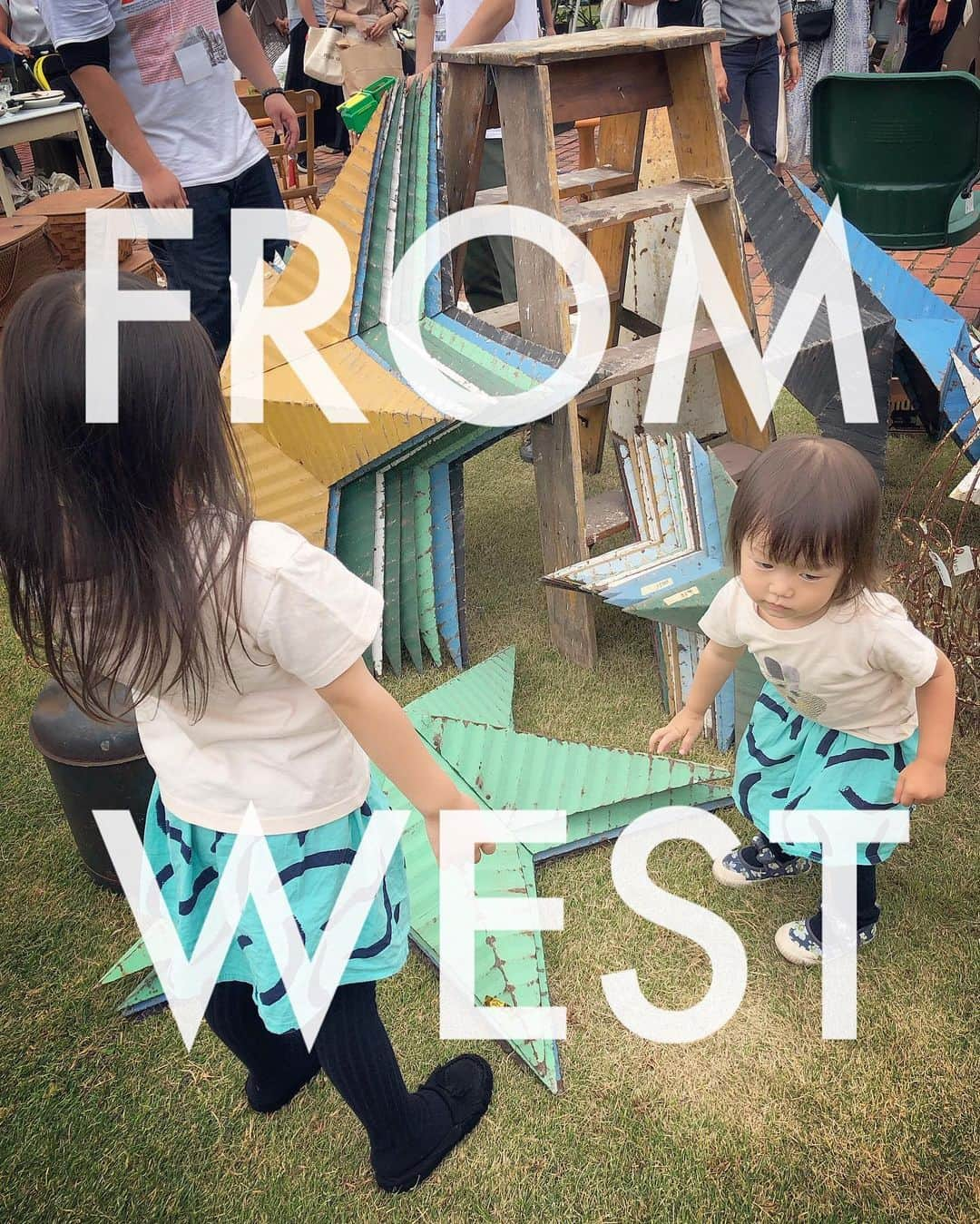 kyokkyのインスタグラム：「今日は、朝からFROM WESTと言う蚤の市へ行ってみました🎻むちゃオシャレすぎて何を買えば良いか分からず…食べ物に走りました🥘🌯🍪🍿来てる人みんなおしゃれだったぁ〜🥰また行きたい〜🛍🧸💝なんか欲しかったぁ〜🌿スワッグがスンゴイ気になった🌿」