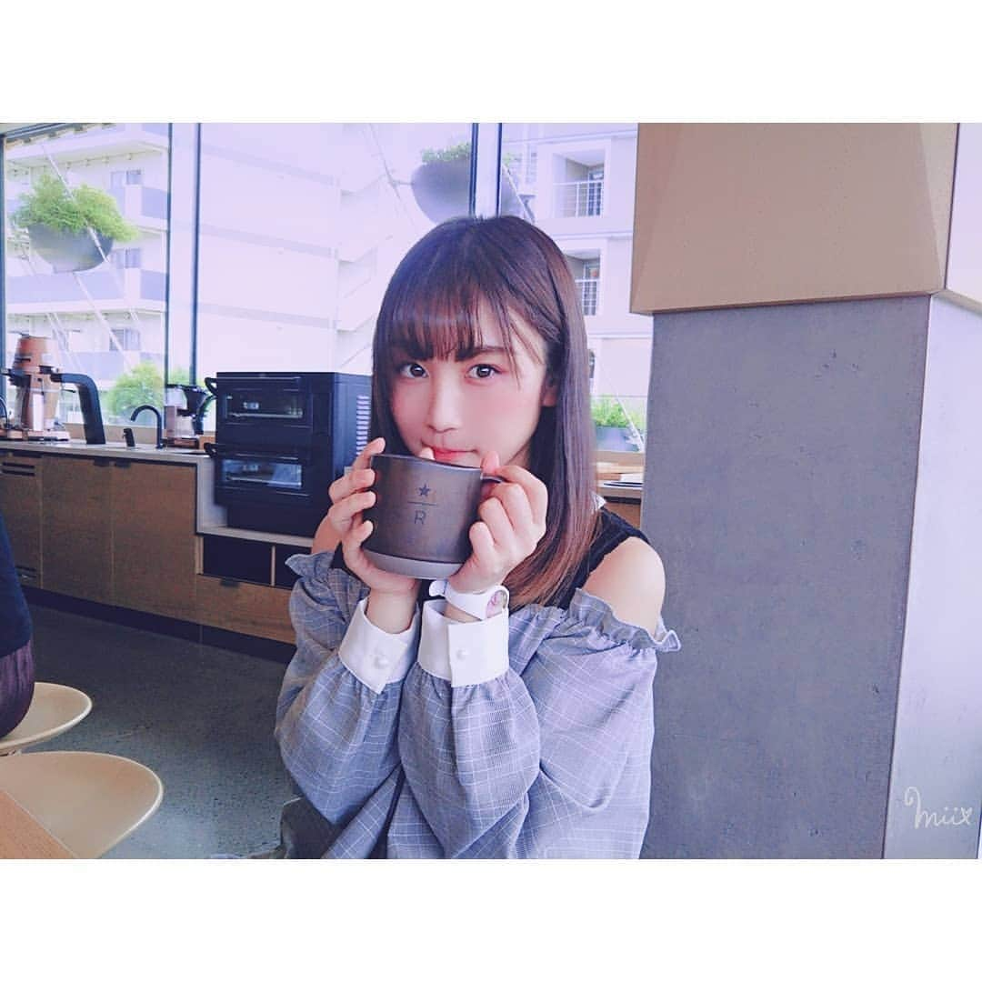 片瀬美月さんのインスタグラム写真 - (片瀬美月Instagram)「☕💭💕 * * * 大阪から出張に来てたお友達とStarbucksReserveRoastoryTOKYOに行ってきたよ💞 注文してから1人分ずつ抽出してくれるコーヒーはとっても美味だった〜😋 * * * ☕💭💕 #starbucks  #starbucksjapan  #starbucksreserveroasterytokyo  #coffee  #cafe」9月28日 15時39分 - miduki_cat