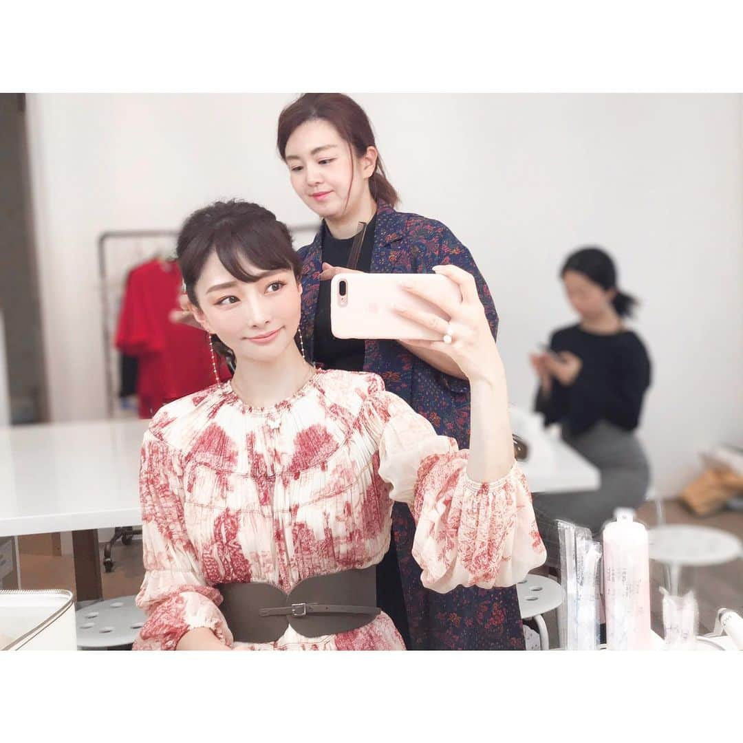 石井美保さんのインスタグラム写真 - (石井美保Instagram)「本日はディセンシア @decencia_official から10月1日発売になる、敏感肌用オイル状のシワ美容液、アヤナス リンクルO／L コンセントレートのイベントでトークショーでした。敏感肌でもシワ改善ができる時代の到来です。敏感肌ゆえにできやすい、面ジワと線ジワ、どちらにも効いてくれて、塗り込む必要のないテクスチャー。是非試してほしいです。#ディセンシア #アヤナス」9月28日 17時20分 - miho_ishii