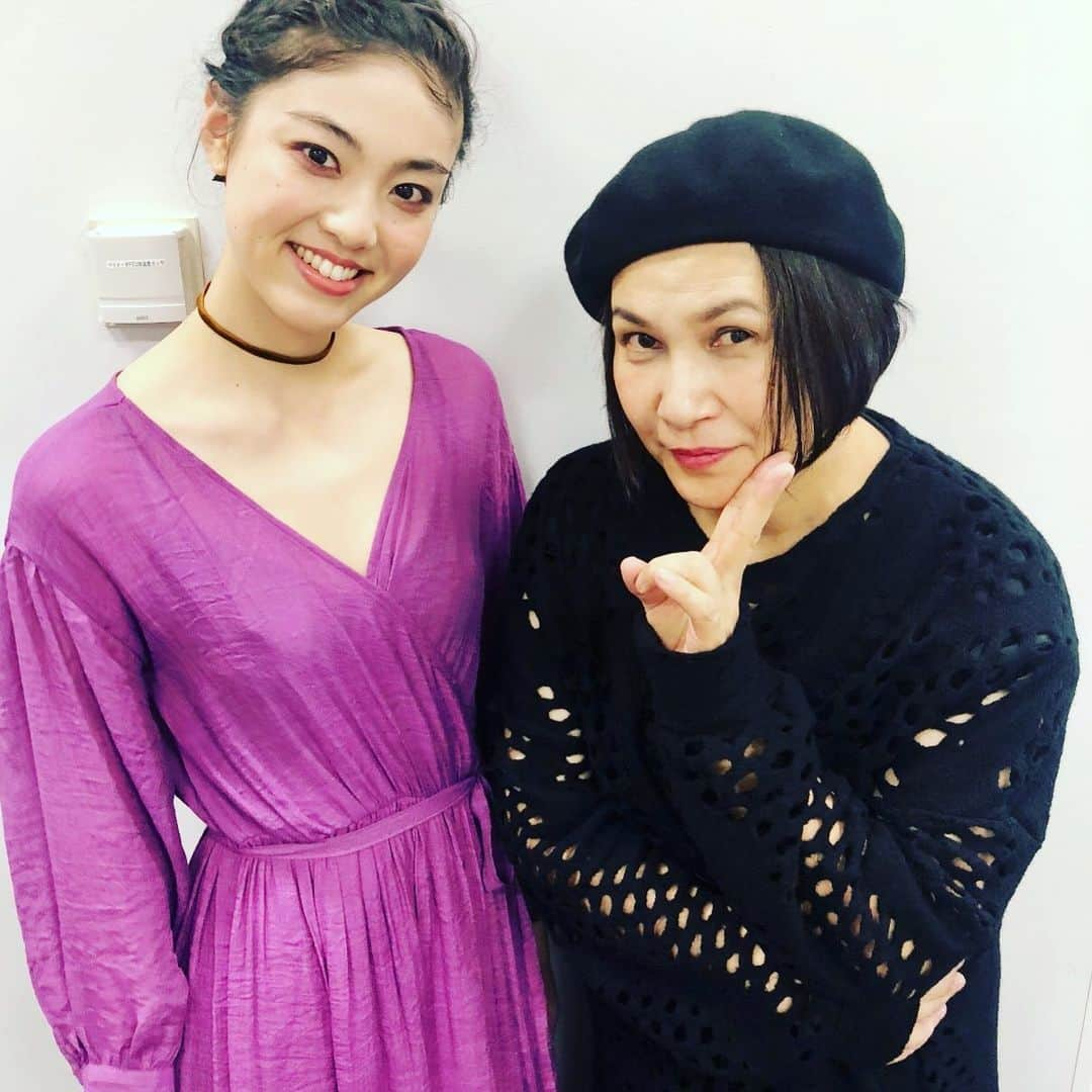 千吉良恵子さんのインスタグラム写真 - (千吉良恵子Instagram)「#大阪 #初日 #無事終わりました #アルビオンファンデ フェス #2019 #モデル#愛美」9月28日 17時35分 - chigirakeiko