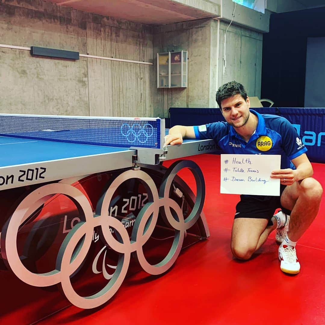 ドミトリ・オフチャロフさんのインスタグラム写真 - (ドミトリ・オフチャロフInstagram)「Table Tennis has played a central role in my life since the very beginning and I feel very fortunate for all the precious moments and wonderful experiences that the sport gave back to me!  Let's help people to get a fair opportunity to fulfill their dreams, just the way I did! ❤  #SolidarityStartsHere #dreambuilding #health #tabletennis #ittf #socialresponsibility @ittffoundation @ittfworld」9月28日 18時23分 - dimaovtcharov