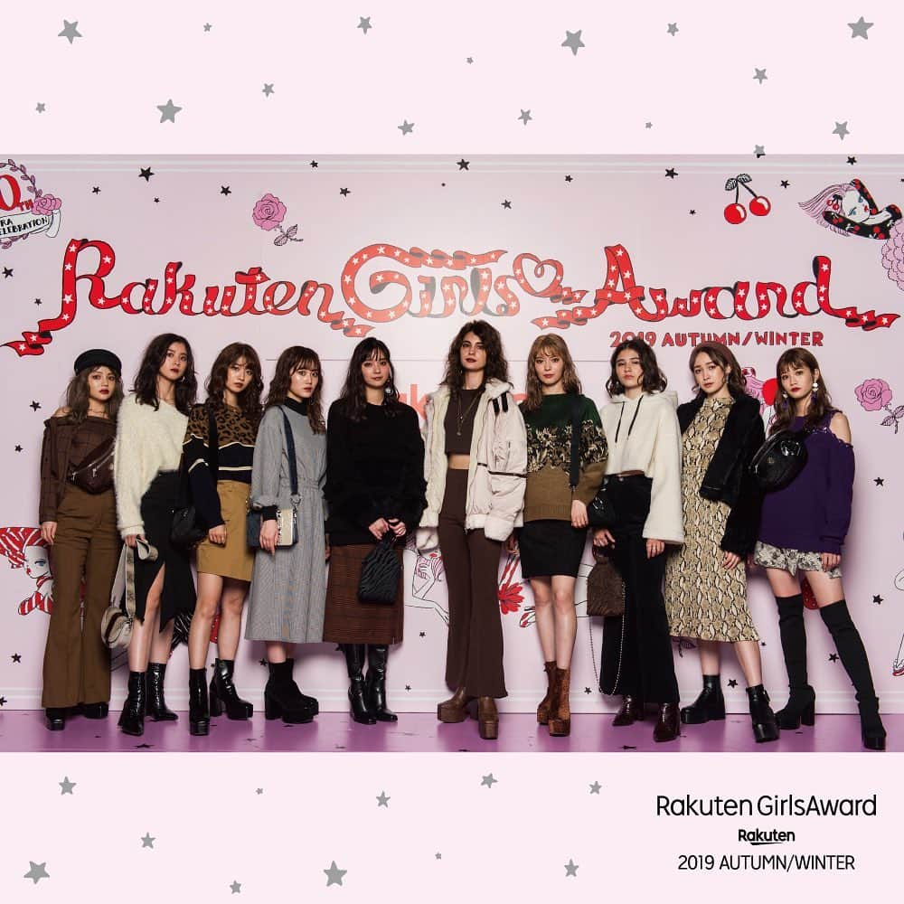 ガールズアワードさんのインスタグラム写真 - (ガールズアワードInstagram)「---------------------------------------------- Rakuten GirlsAward 2019 AUTUMN/WINTER🍒 ---------------------------------------------- . 【SPECIAL SHOW】 GRL . 【2nd SHOW】 EMODA EVRIS SPINNS Reebok Classic / Reebok AZUL BY MOUSSY Bershka . 2019年9月28日(土) 幕張メッセ9〜11ホール . #GRL @grl_official  #EMODA @emoda_official  #EVRIS @evris_official  #SPINNS @spinns_official  #ReebokClassic @reebokclassics  #AZULBYMOUSSY @azulbymoussy_official  #Bershka @bershkacollection  #GirlsAward#RakutenGirlsAward2019AW #ガルアワ#ガーズアワード#集合写真」9月28日 18時40分 - girlsaward_official