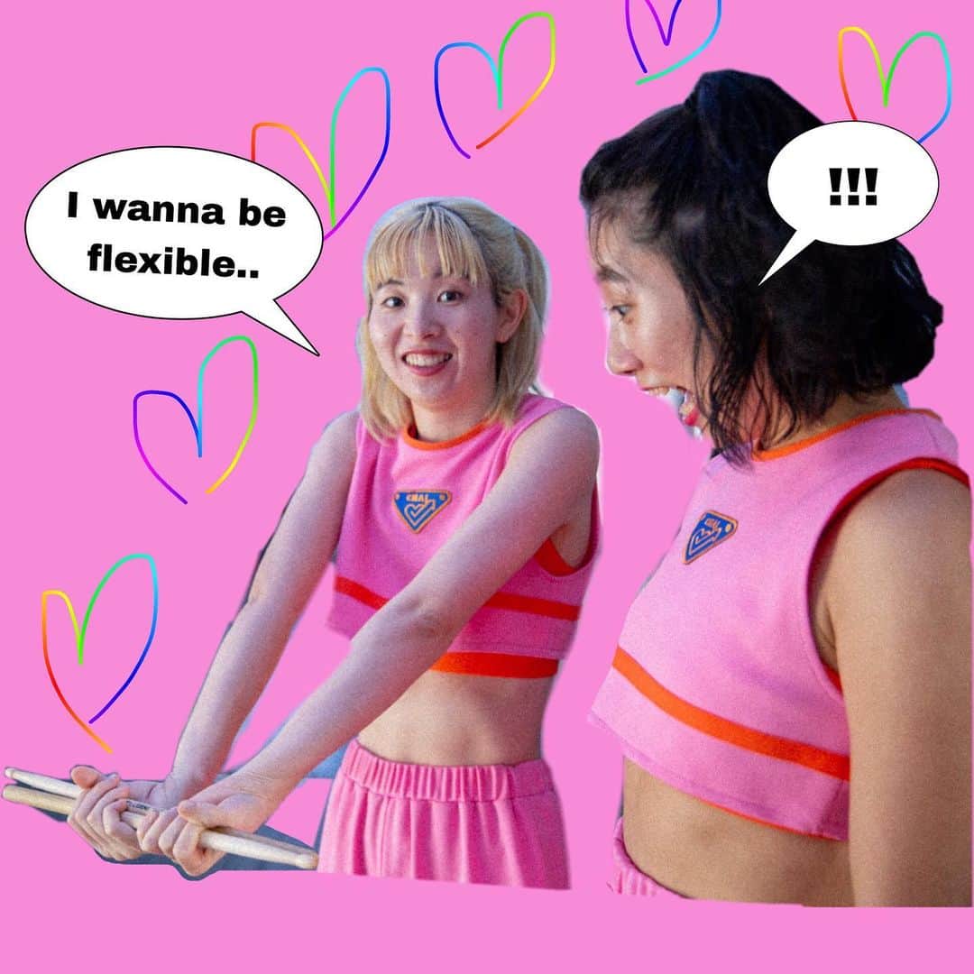 ユウキさんのインスタグラム写真 - (ユウキInstagram)「Our outfits are amazing pink 💞 ライブはたのしいよ💛💛 ユナに教えてもらった手首体操してるよ💛💛 nice shot ! @tarururutu  #CHAIband #neoかわいい#neokawaii #コンプレックスはアートなり #pink #outfits #リズム隊」9月28日 22時17分 - yuukichan2