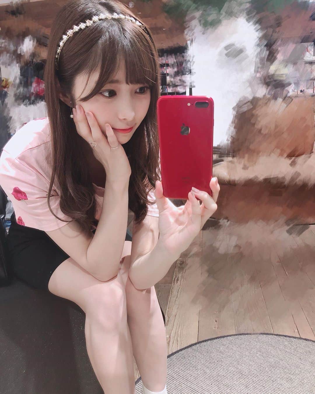 のインスタグラム：「最近はカチューシャにはまってます︎︎︎︎︎☺︎ 頭痛くなるのがだけが難点、、😟」