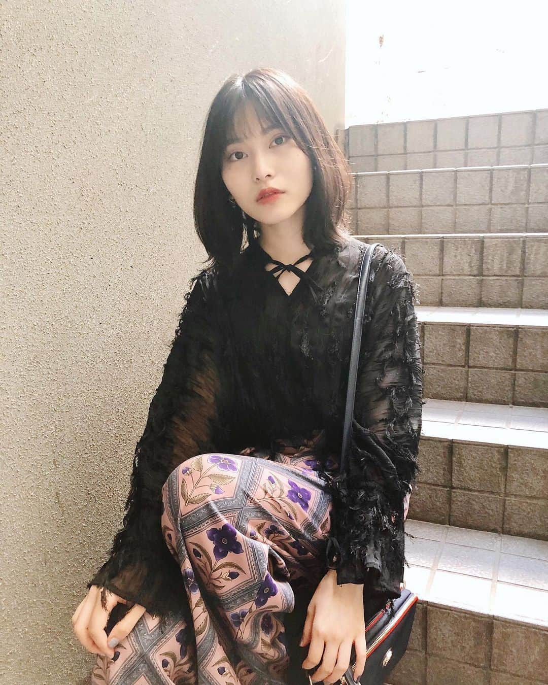 福岡聖菜さんのインスタグラム写真 福岡聖菜instagram 大人め ようやく髪を切りに 初めてレイヤーを入れてもらって いつものボブよりも大人っぽい感じに アレンジするのがすごく楽しみ 新しい私はどうかな ヘアカット ボブ 黒髪ボブ レイヤー