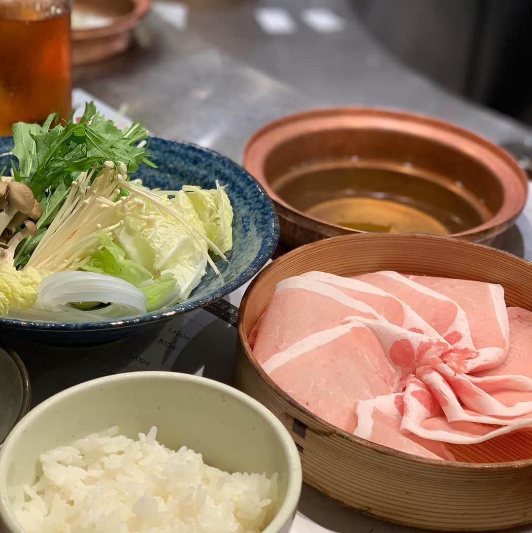 沢瀉美緒のグルメインスタ