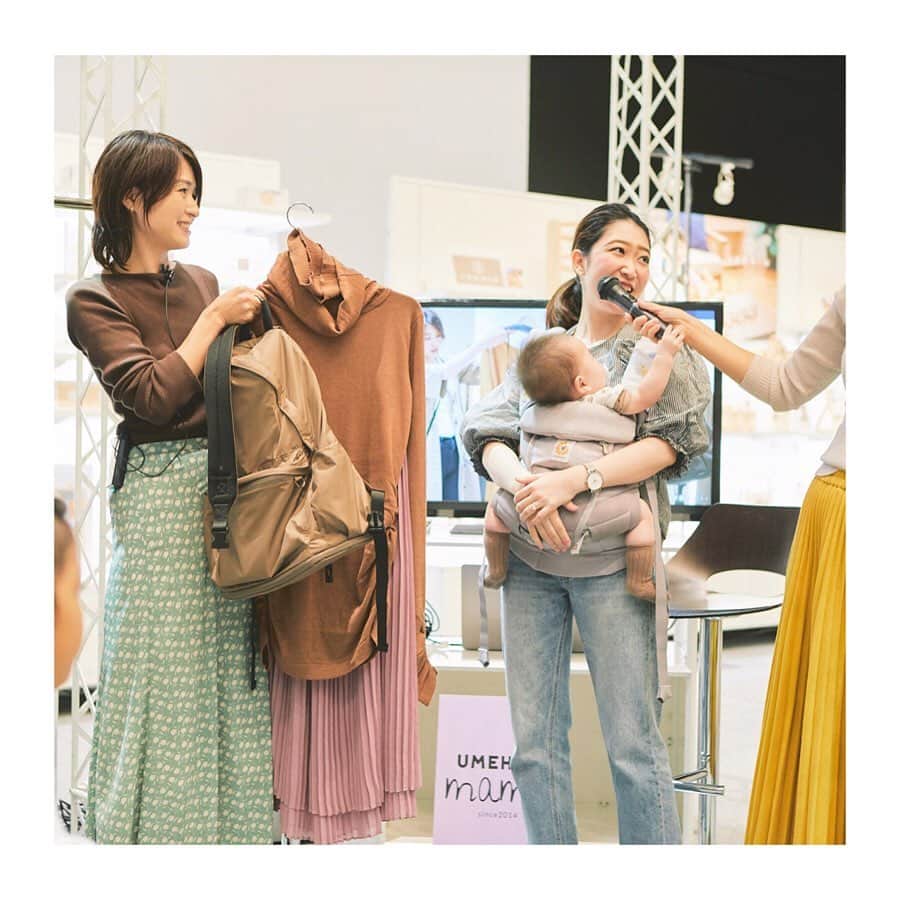 のインスタグラム：「. 阪急うめだ本店 ハグハグフェス 2日目。 . @hankyu_umehanmama さんとのスタイリングイベントも無事に終わりました☺️ . 人前で話すことが苦手な私は緊張しまくりでしたが、MCのまゆみさんや皆さんに助けられてとても楽しくできました✨ . スペシャルゲストのうめはんフレンズ @mayuyu_1000 さん @_____yuuh さん @2ss12 さん そして、頑張ってくれたお子様やパパたちに感謝です😭✨ 本当にありがとうございました💕 . またお越しいただいた方もありがとうございました🙏💓 スタイリングイベントが見られなかった方でも、お店に駆けつけてくださった方がたくさんいて本当に嬉しいです🙇‍♂️ . 中には私が直接接客できなかった方もいて申し訳ありませんでした💦🙏 明日もイベント終了の18時までいるので、関西の方ぜひぜひ遊びに来てくださいね☺️ . お待ちしています💛 . #greish #グレイッシュ #阪急うめだ本店 #うめはんママ  #ハグハグフェス #関西の方皆さんとっても華やかで女性らしくて #見習いたい #私も関西仕様で珍しくフェミニンスタイル」