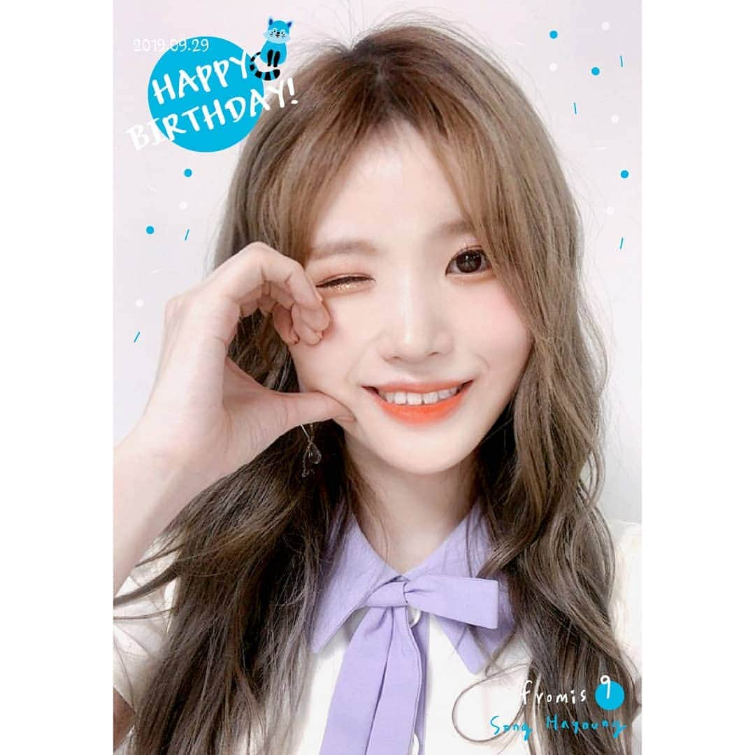 Mnetさんのインスタグラム写真 - (MnetInstagram)「⠀ [#fromis_9 🎉] 190929 HAPPY BIRTHDAY TO HAYOUNG ⠀ 가을 하늘처럼 맑은 미소를 가진💝 #프로미스나인 #하영 의 생일을 축하합니다 ⠀ #HAPPY_HAYOUNG_DAY #송하영」9月29日 0時00分 - officialfromis_9