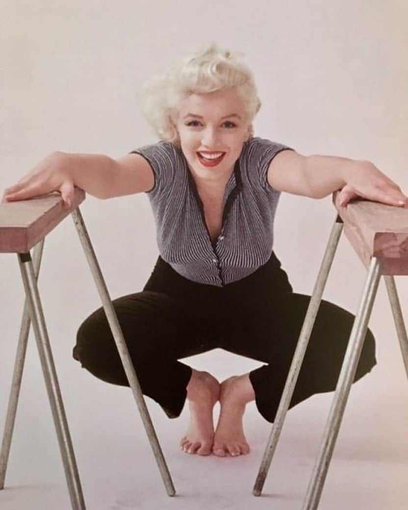 マリリン・モンローさんのインスタグラム写真 - (マリリン・モンローInstagram)「Marilyn Monroe photographed by Milton Greene in 1955 🖤」9月29日 2時59分 - welovemarilyn