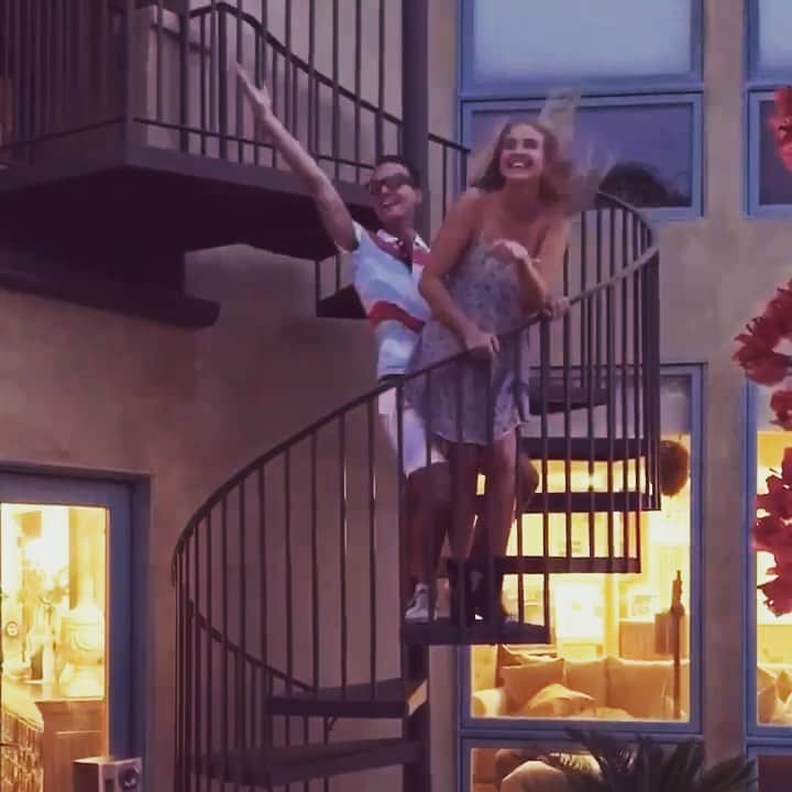 ベロニカ・ダンのインスタグラム：「Happy Birthday to my best friend and duet partner for life! Here’s to many more years of karaoke on random staircases (no this performance was not rehearsed). I love you forever 💖」