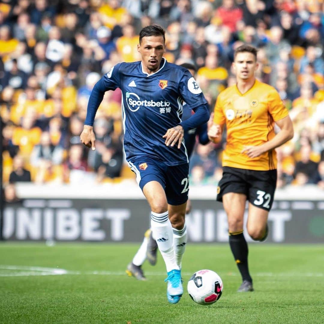 ヨゼ・ホレバスのインスタグラム：「None of us are happy about the way things have been and are committed to turn it around. We will be giving 100% every day, know that for sure. #premierleague #watfordfc #nikefootball」