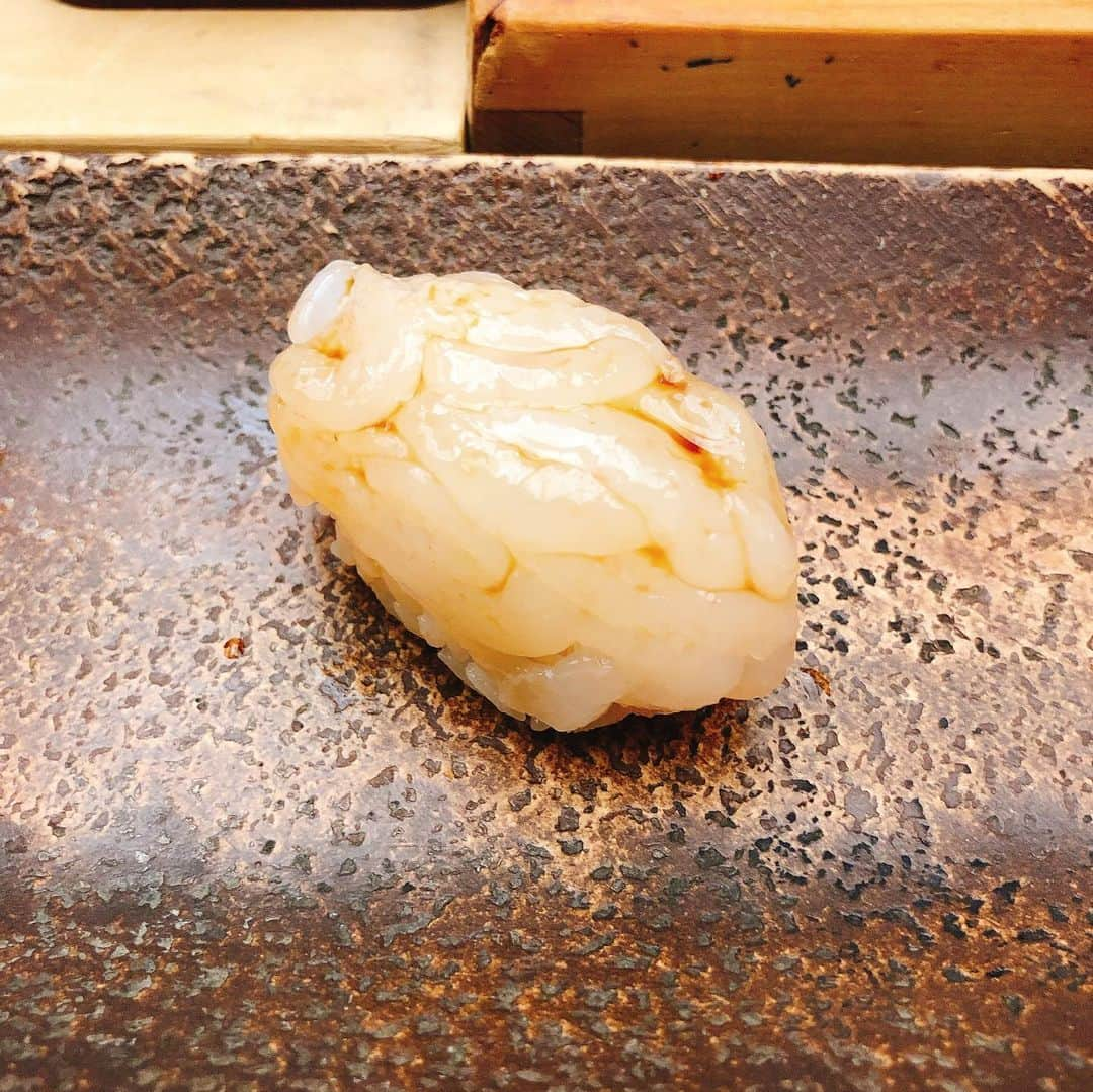 井深克彦さんのインスタグラム写真 - (井深克彦Instagram)「.﻿ 🔪🐟🍣﻿ ﻿ 人生二度目の #すし匠 さん﻿ 美味しかった🤤🍣﻿ ﻿ 贅沢な夜🍣﻿✨ どのお寿司が一番美味しかったか とか決めれないくらい 全部美味しかった優勝🏆 ﻿ #すし匠 #すし匠四ツ谷  #すし匠グループ #sushi」9月5日 11時39分 - ibuka_katsuhiko