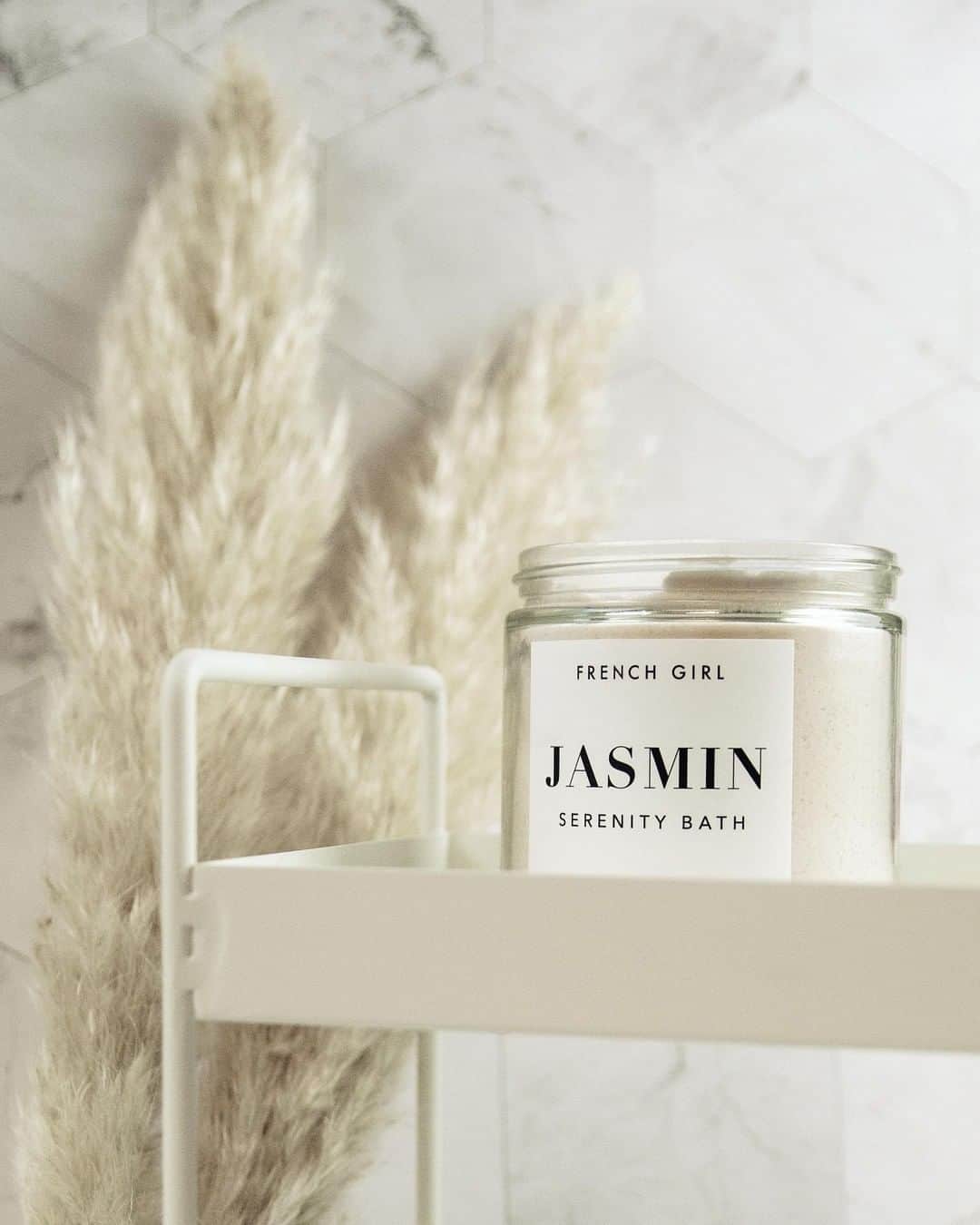 のインスタグラム：「For your post-vacation vacation. ⁠ ⁠ ⁠ ⁠ #serenity #frenchbath #bathpowder #skintelligence #soindesoi #summerbeauty #glowlikeafrenchgirl⁠ #ethicalbrand #artisanbeauty #ecobeauty #frenchgirlbeauty #cleanbeautyrevolution #beautyobsessed  #crueltyfree #veganskincare #beautyobsessed #ethicalbrand #ecoluxe #sustainableluxury #frenchgirlorganics」