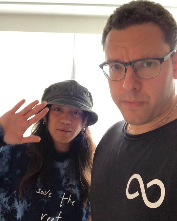 のインスタグラム：「Repost from @karmagawa We must all do what we can to help those in need so here are our co-founders @badboi and @timothysykes announcing $40,000 in donations from The Karmagawa Foundation to @earthalliance and @rainforestalliance to help curb deforestation and fight fires in the rainforest in South America and to @wckitchen and @teamrubicon that are already on the ground helping many individuals and families affected by Hurricane Dorian down in the Bahamas. Each charity will receive $10,000 from us to help further the incredible work they’re doing and we encourage you to check them out and donate to them too because while our planet is facing a great many challenges right now, we believe we can truly make the world a better place by working together and hard-working organizations like these do so much good so they deserve all the support they can get! Please keep sharing our videos/posts to help us spread awareness about these important issues to get more people involved and let’s use our social media platforms to change the world! #teamwork #newdonations #karmagawa」